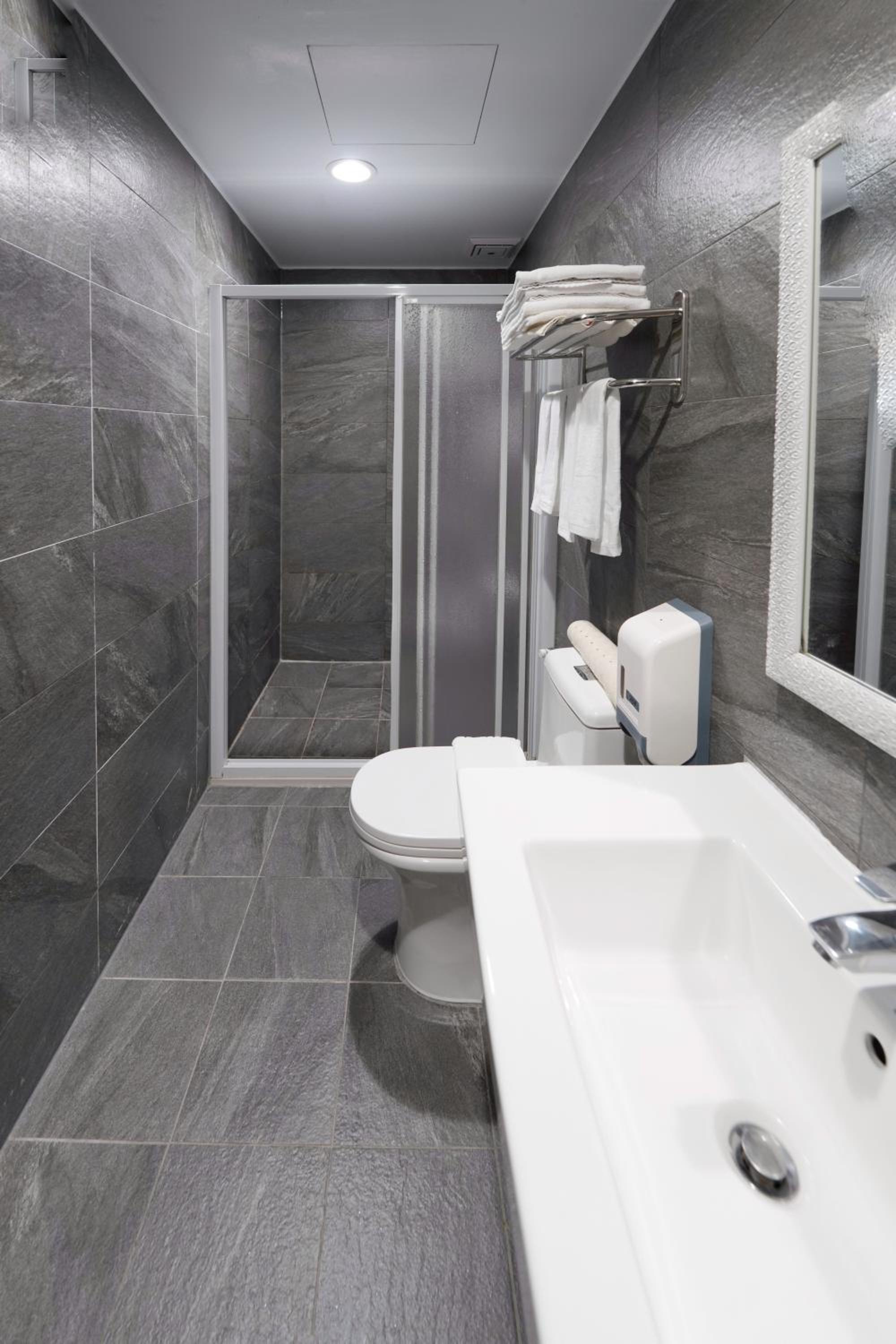 Meworld Hotel - Ximen