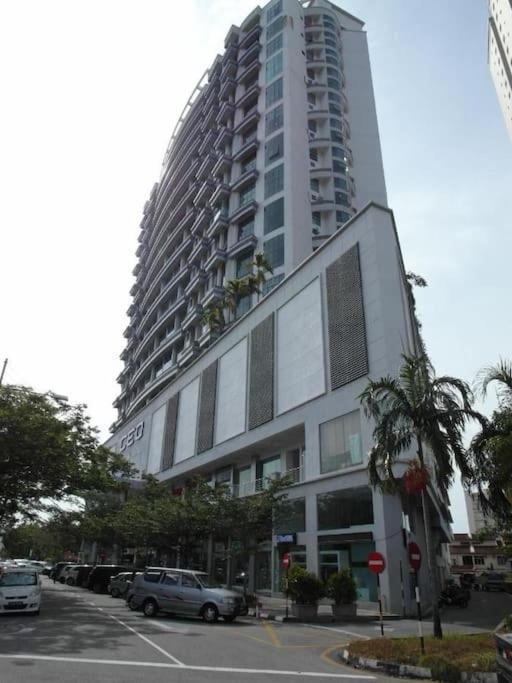 6PAX NEAR USM n PANTAI HOSPITAL n SPI CE ARENA photo 2