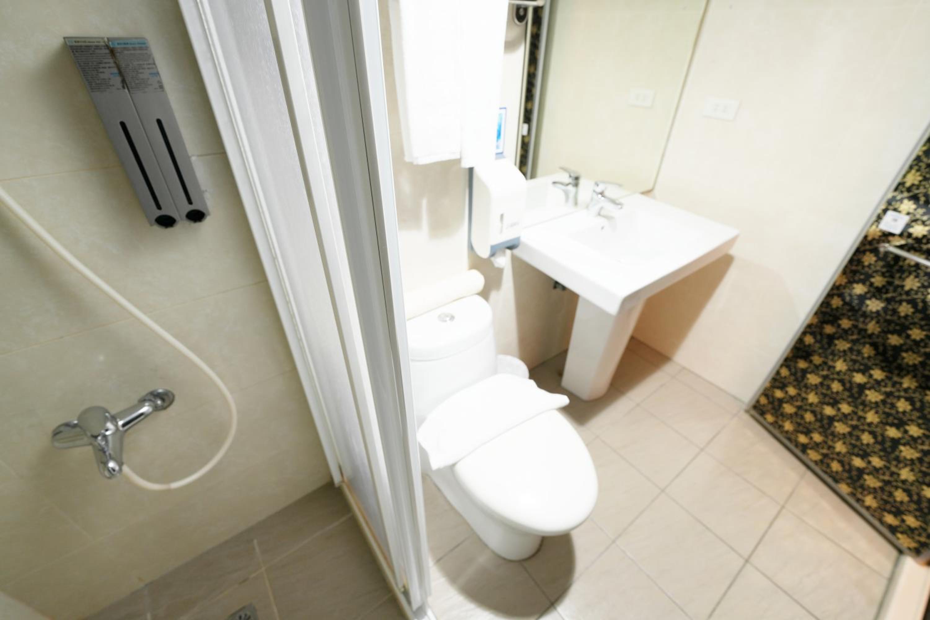 Meworld Hotel - Ximen