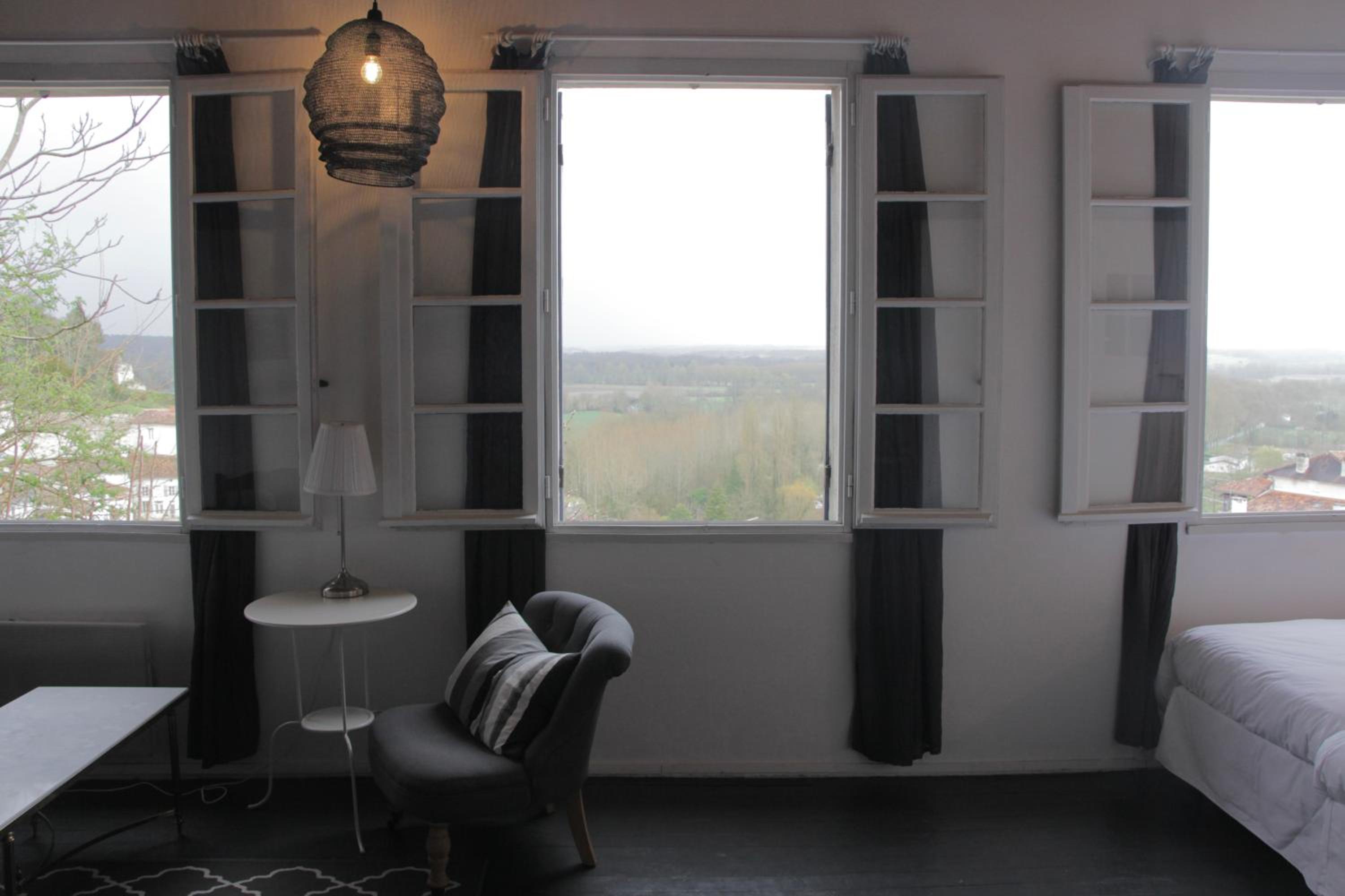 Grange Bleuet view 4