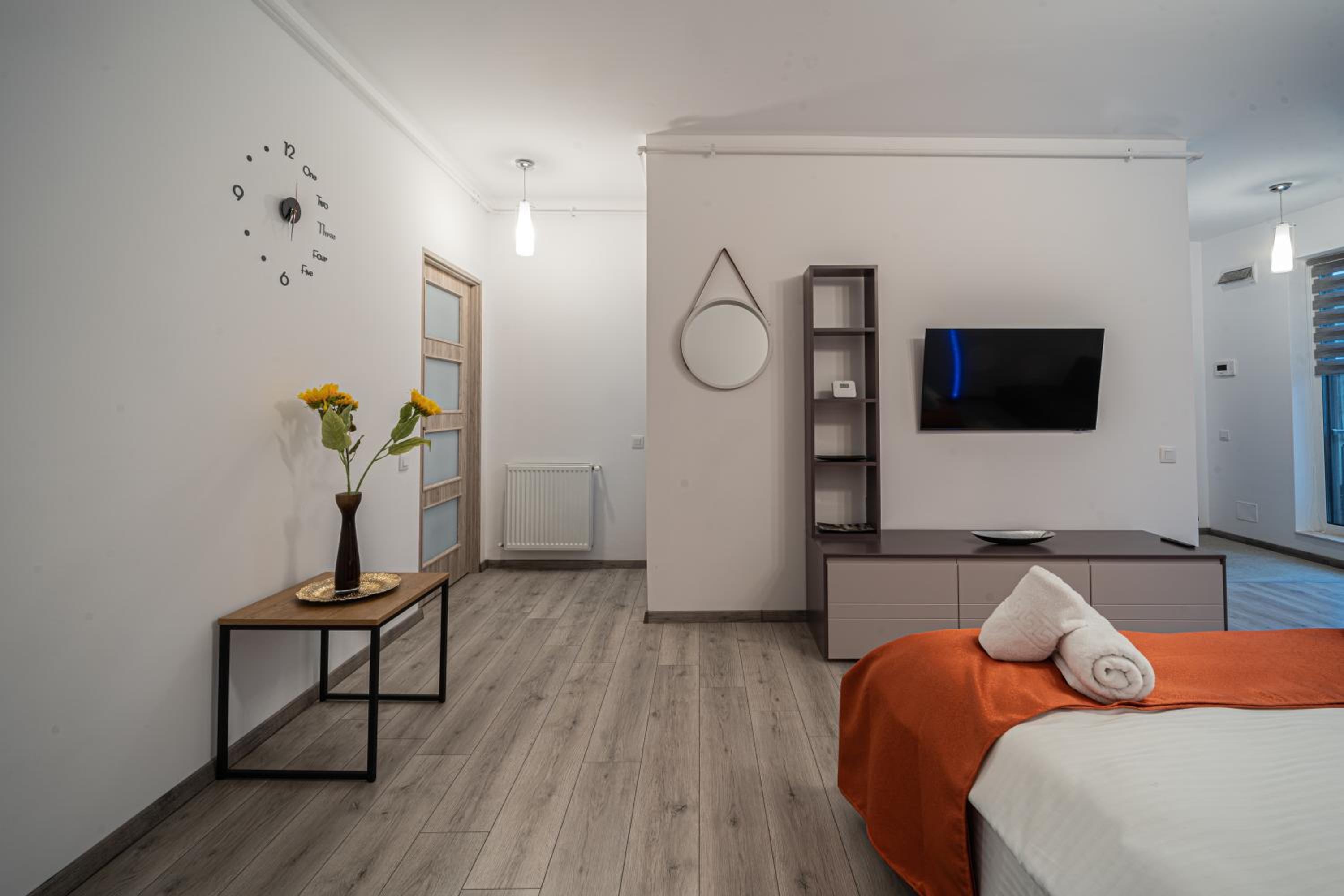 Old town luxury in new building. view 4