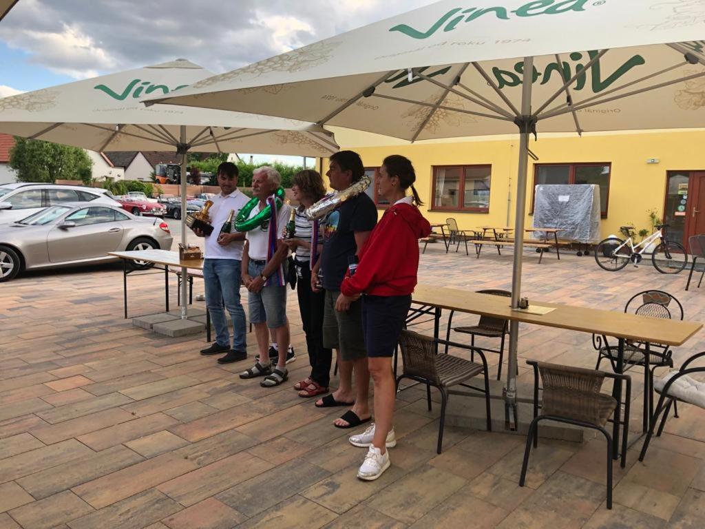Penzion a restaurace Zlatovláska u zámku Červená Lhota