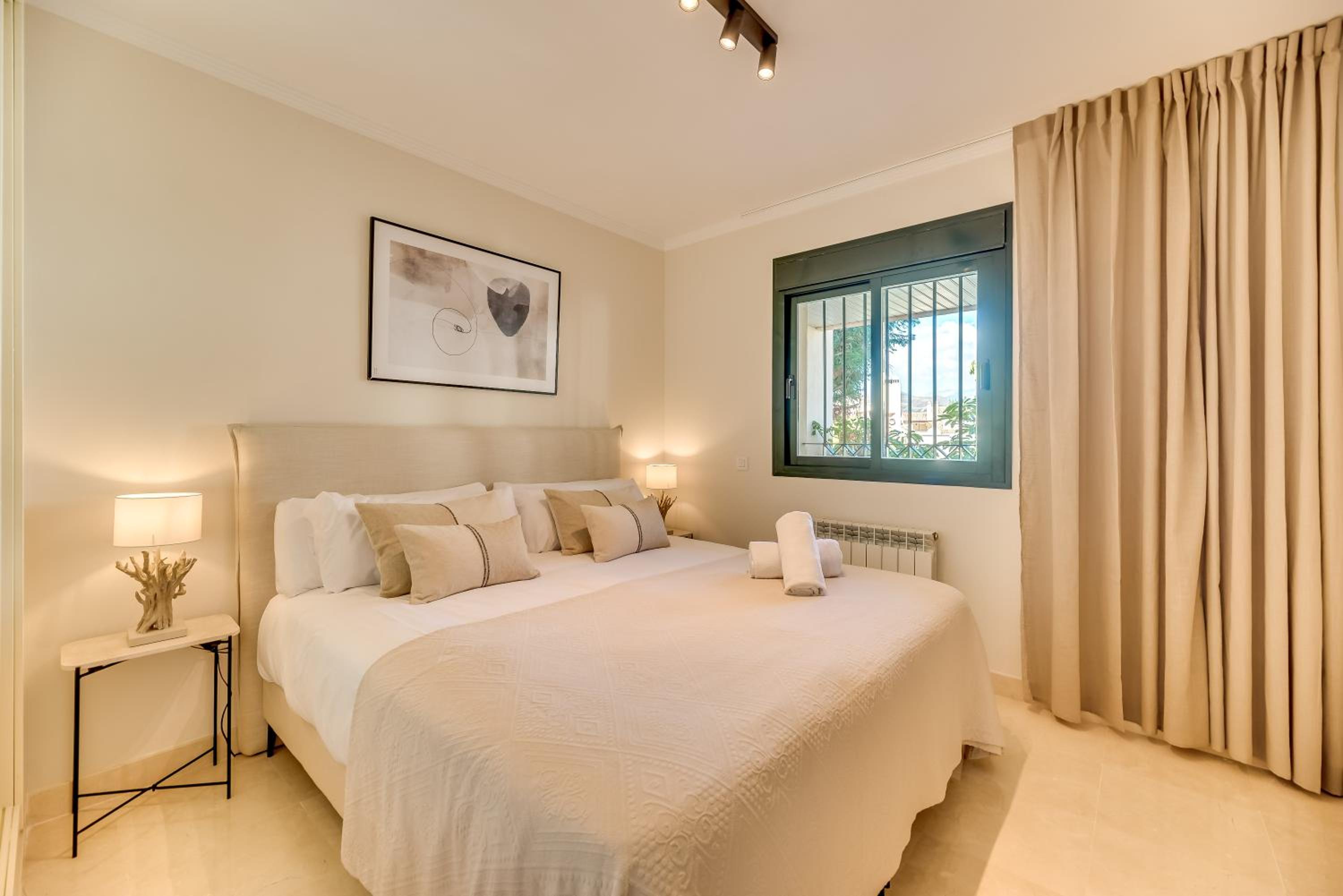 Marbella Vacations - VACATION MARBELLA I El Palmeral, Golf Valley, Renovated, Fast WiFi - Property Image 1