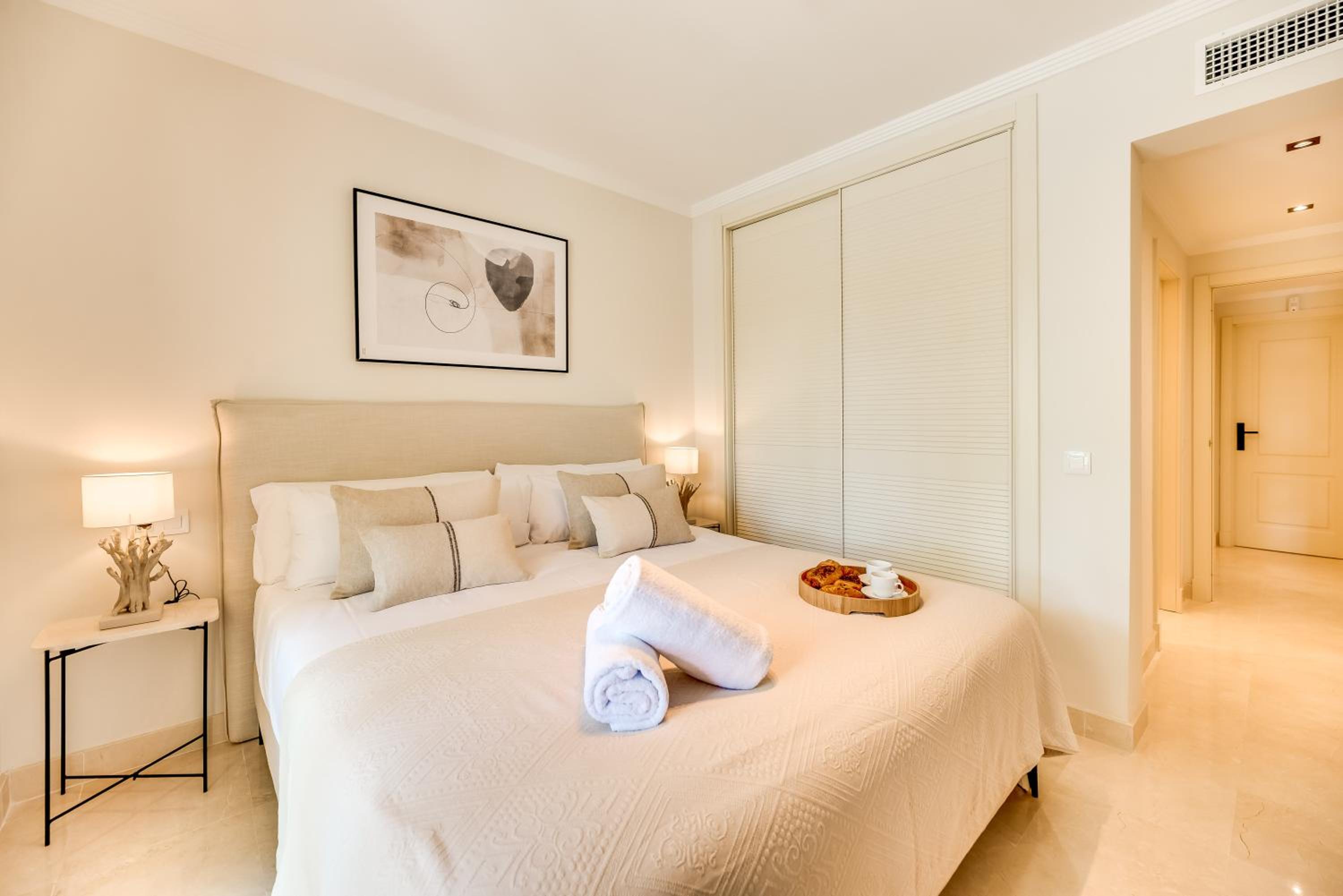 Marbella Vacations - VACATION MARBELLA I El Palmeral, Golf Valley, Renovated, Fast WiFi - Property Image 8