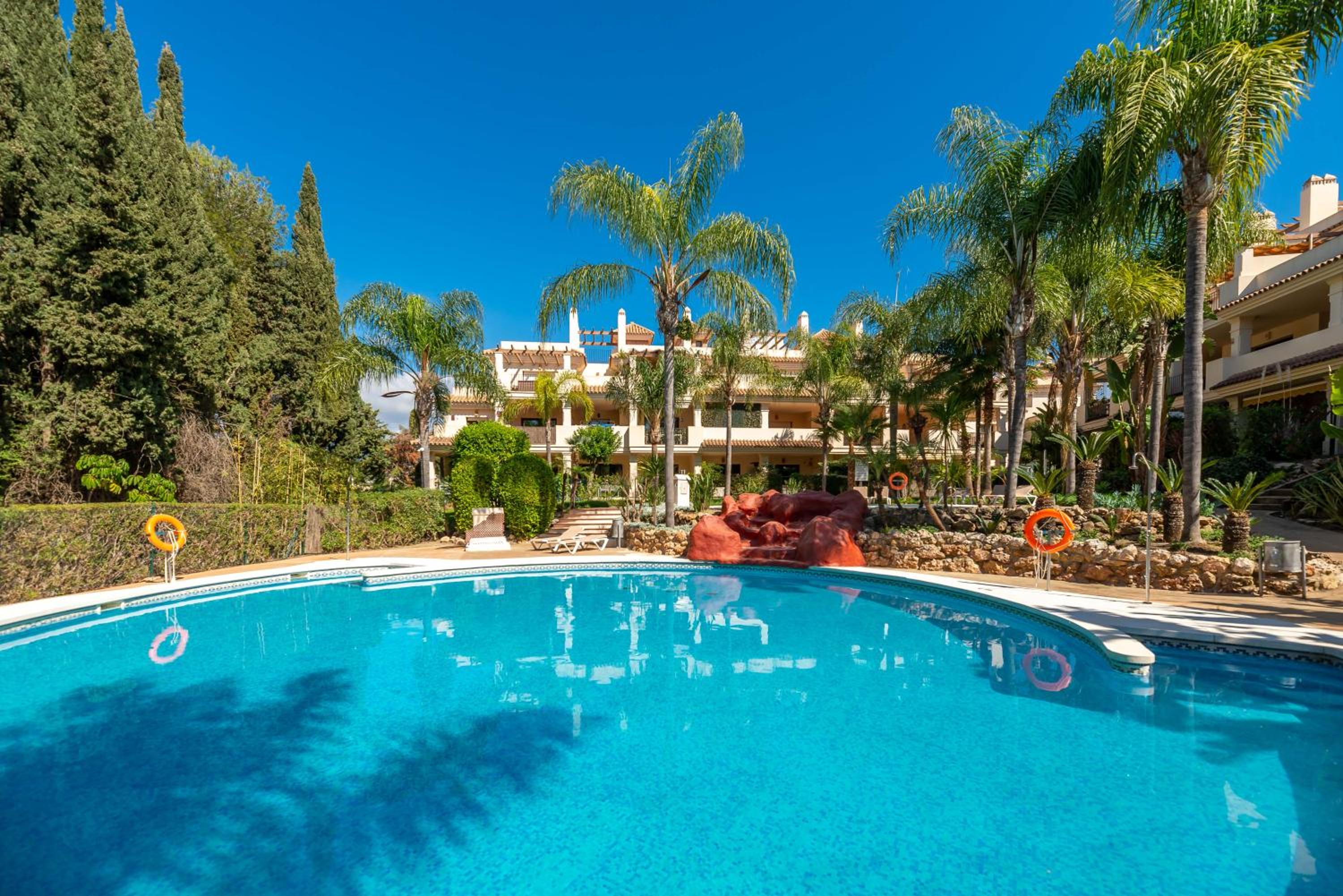 Marbella Vacations - VACATION MARBELLA I El Palmeral, Golf Valley, Renovated, Fast WiFi - Property Image 34