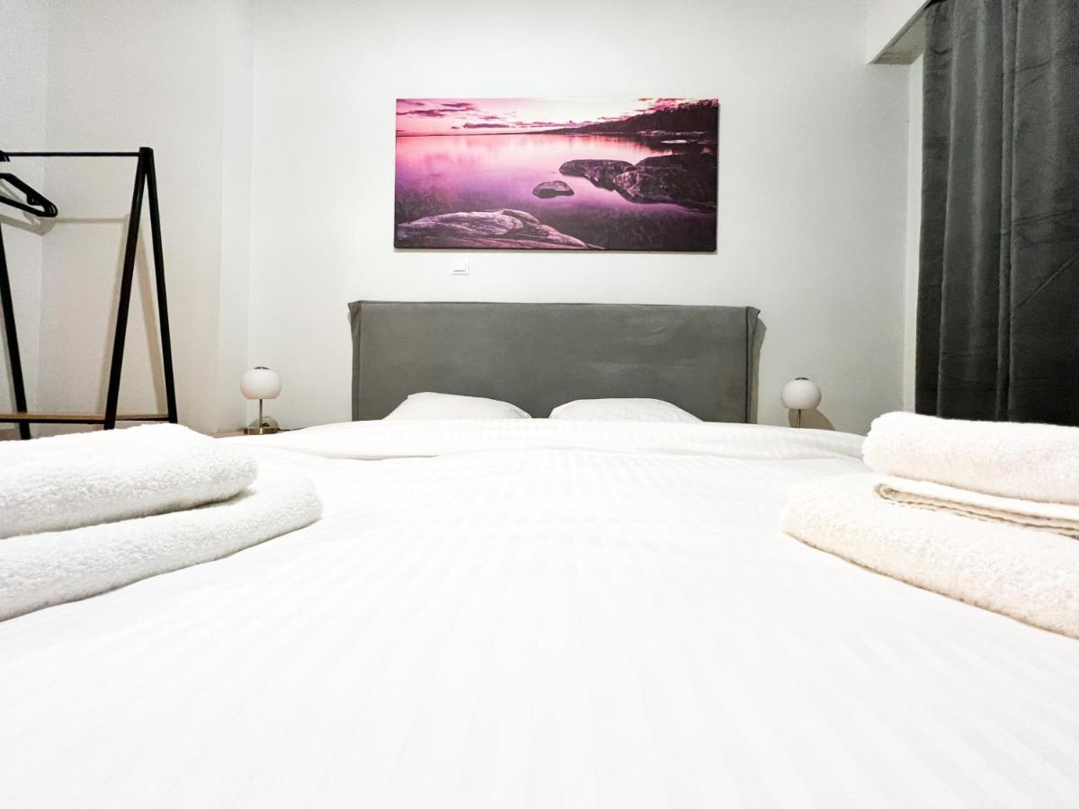 Superb 3 bdrm Apt in Koukaki!