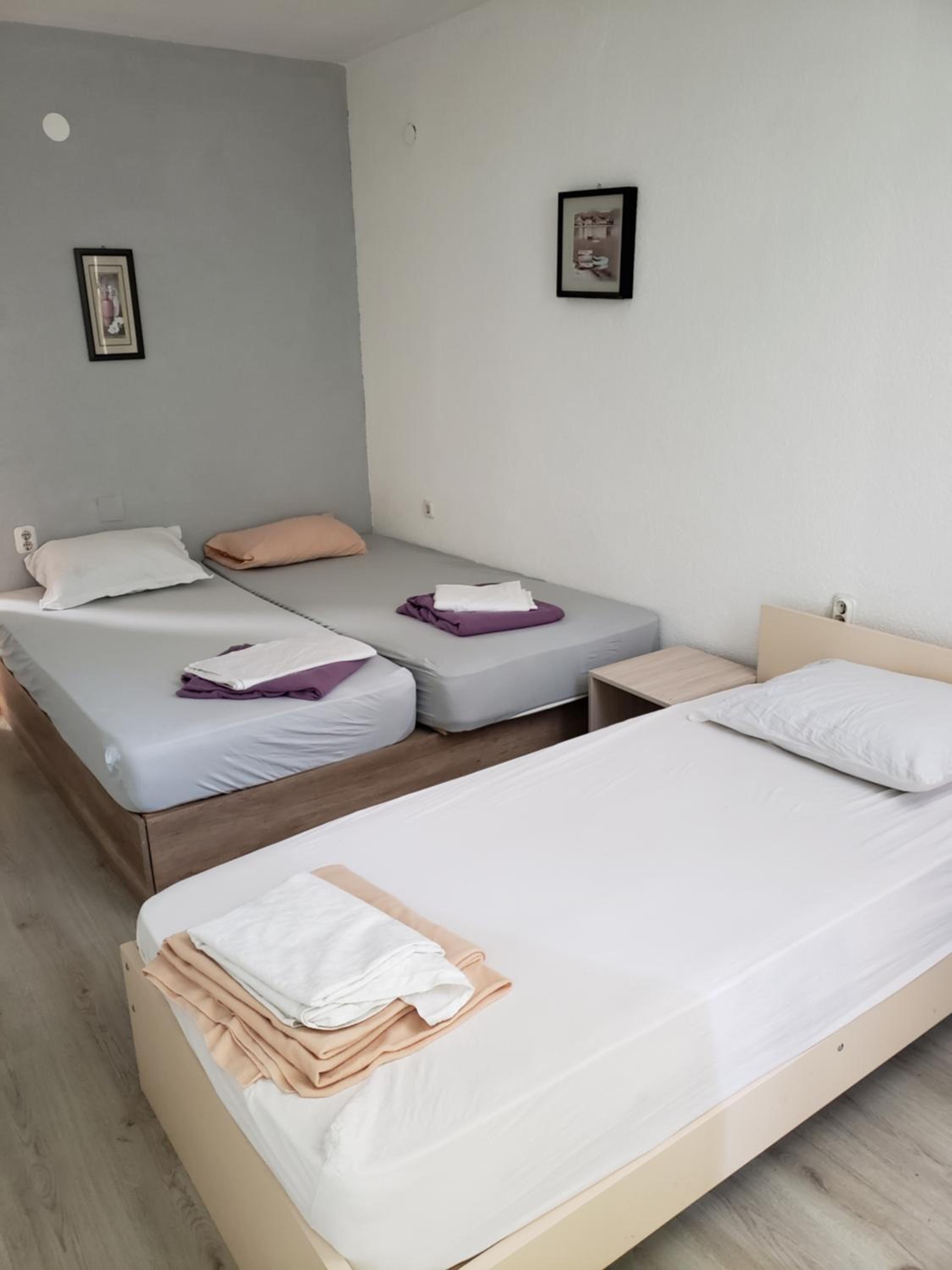 Hostel Bela view 4