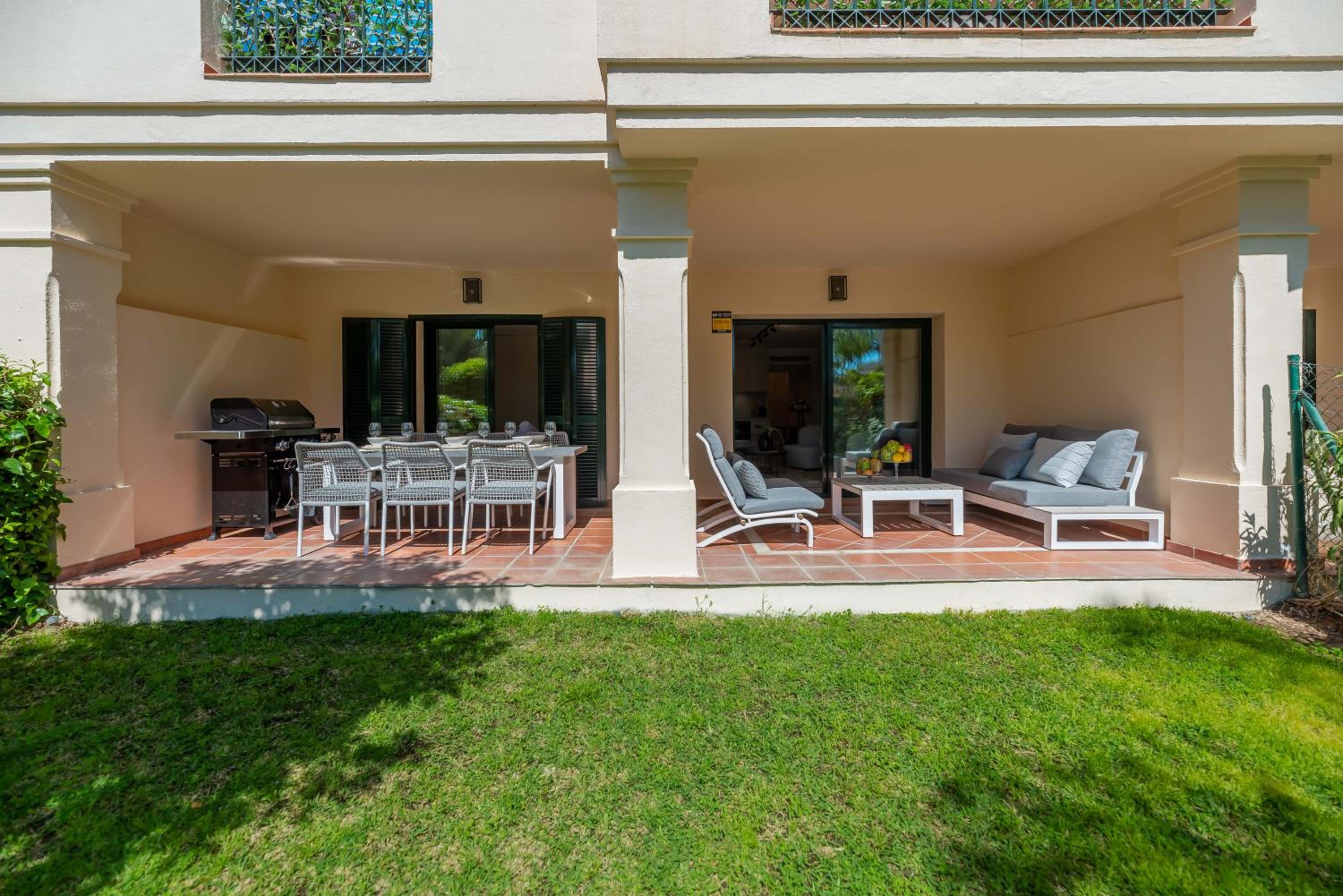 Marbella Vacations - VACATION MARBELLA I El Palmeral, Golf Valley, Renovated, Fast WiFi - Property Image 25