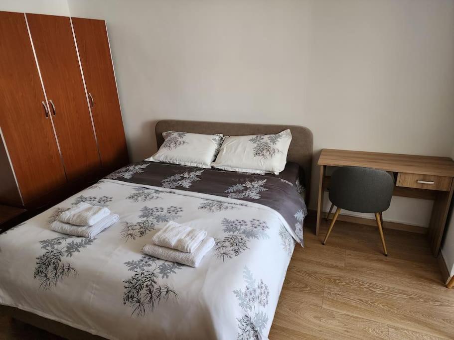 Andi's Place-Comfy Studio-City Center