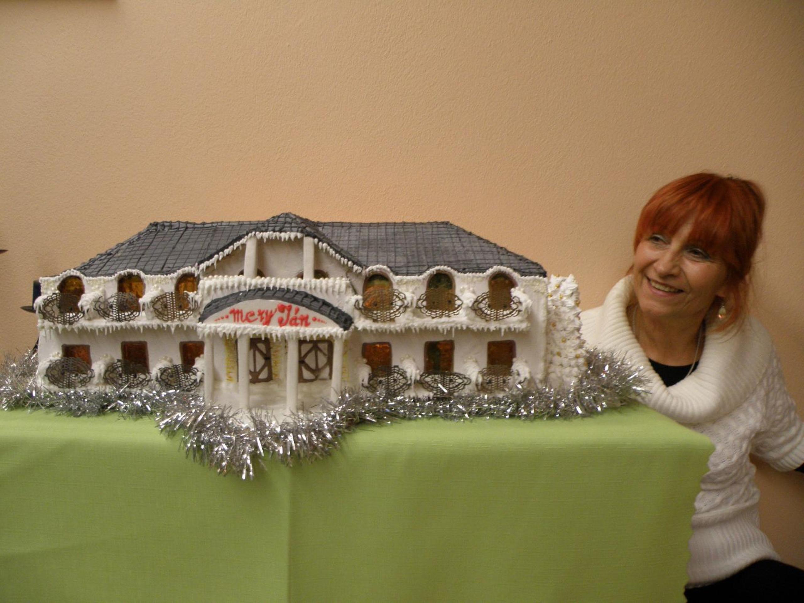 Photo 10