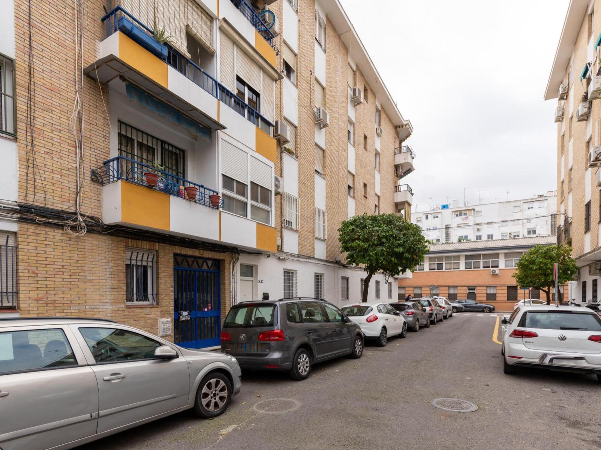 LJ Amplio en Triana con Parking para Nomadas digital