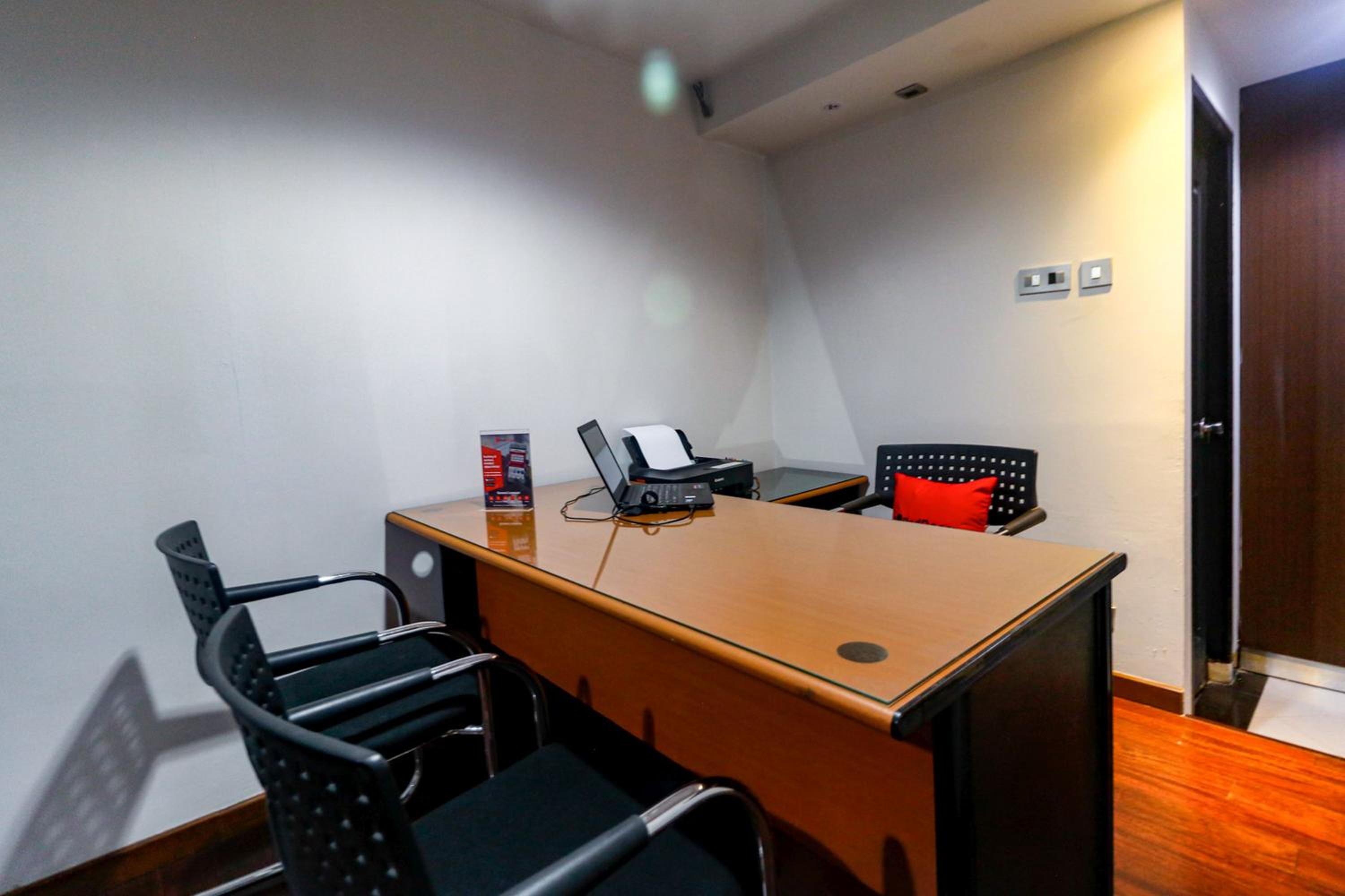 meeting & event spaces