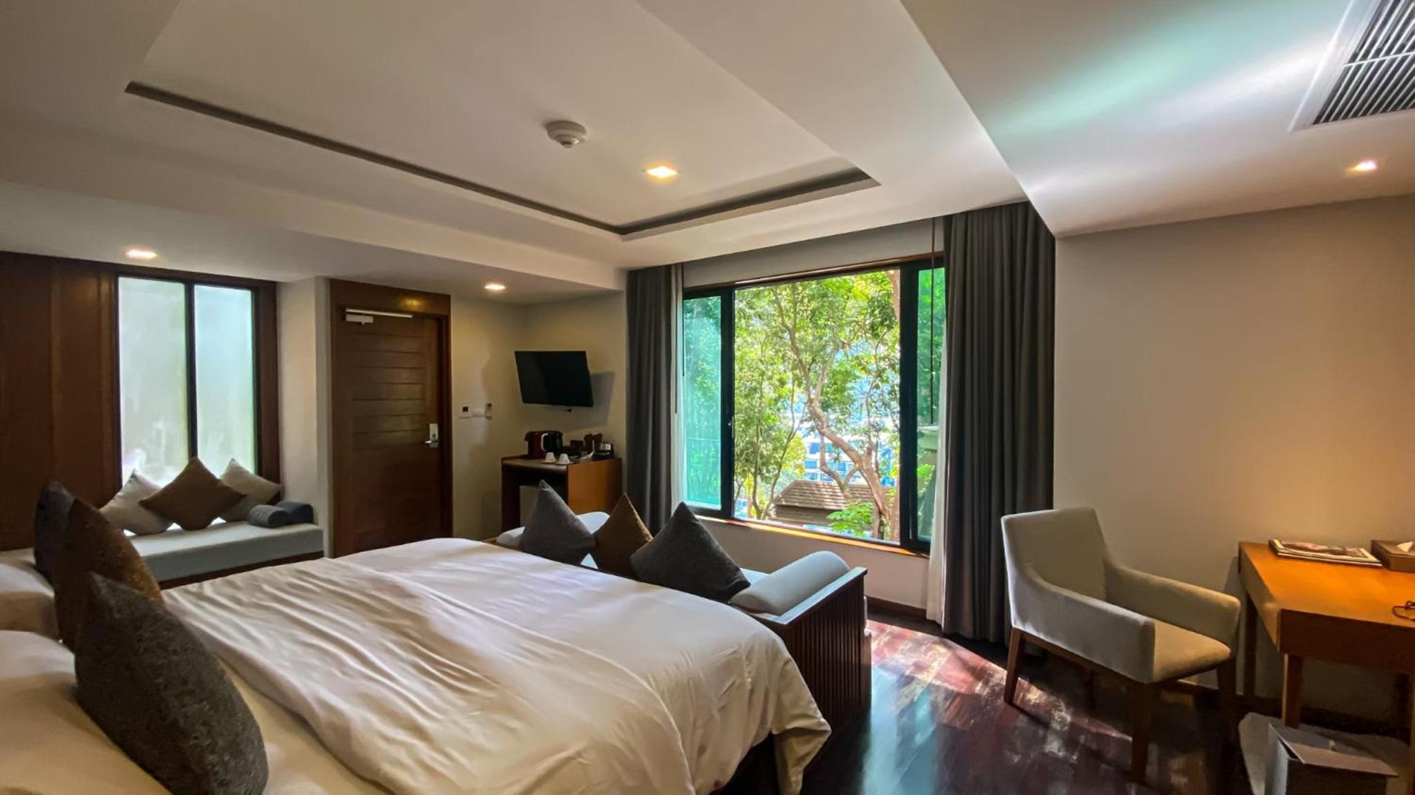 hotel room