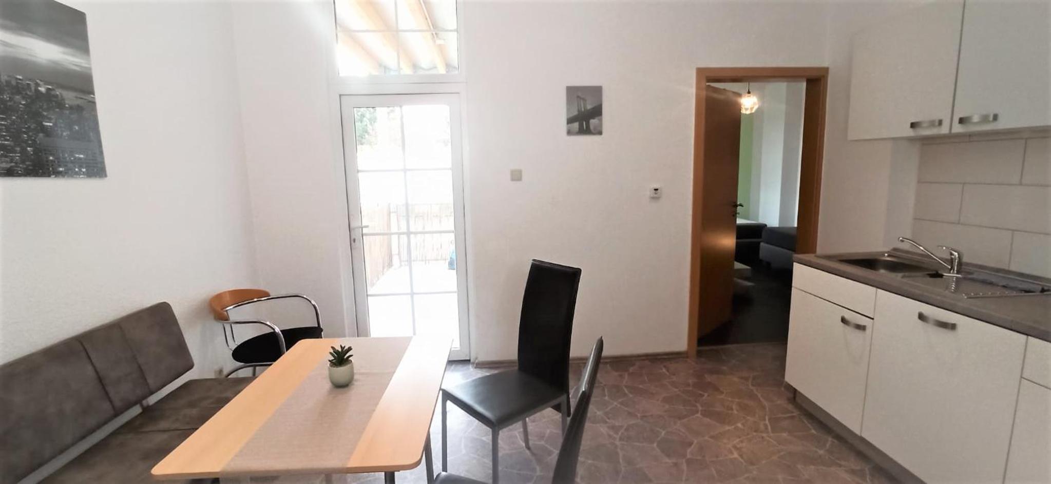 Apartment für bis zu 6 Personen mit Balkon