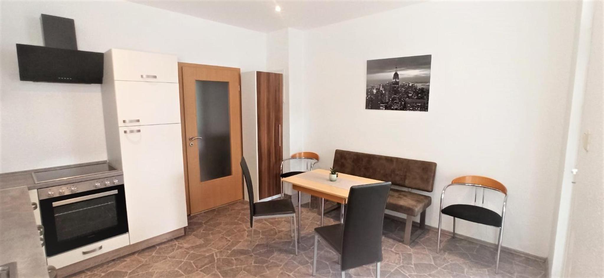 Apartment für bis zu 6 Personen mit Balkon