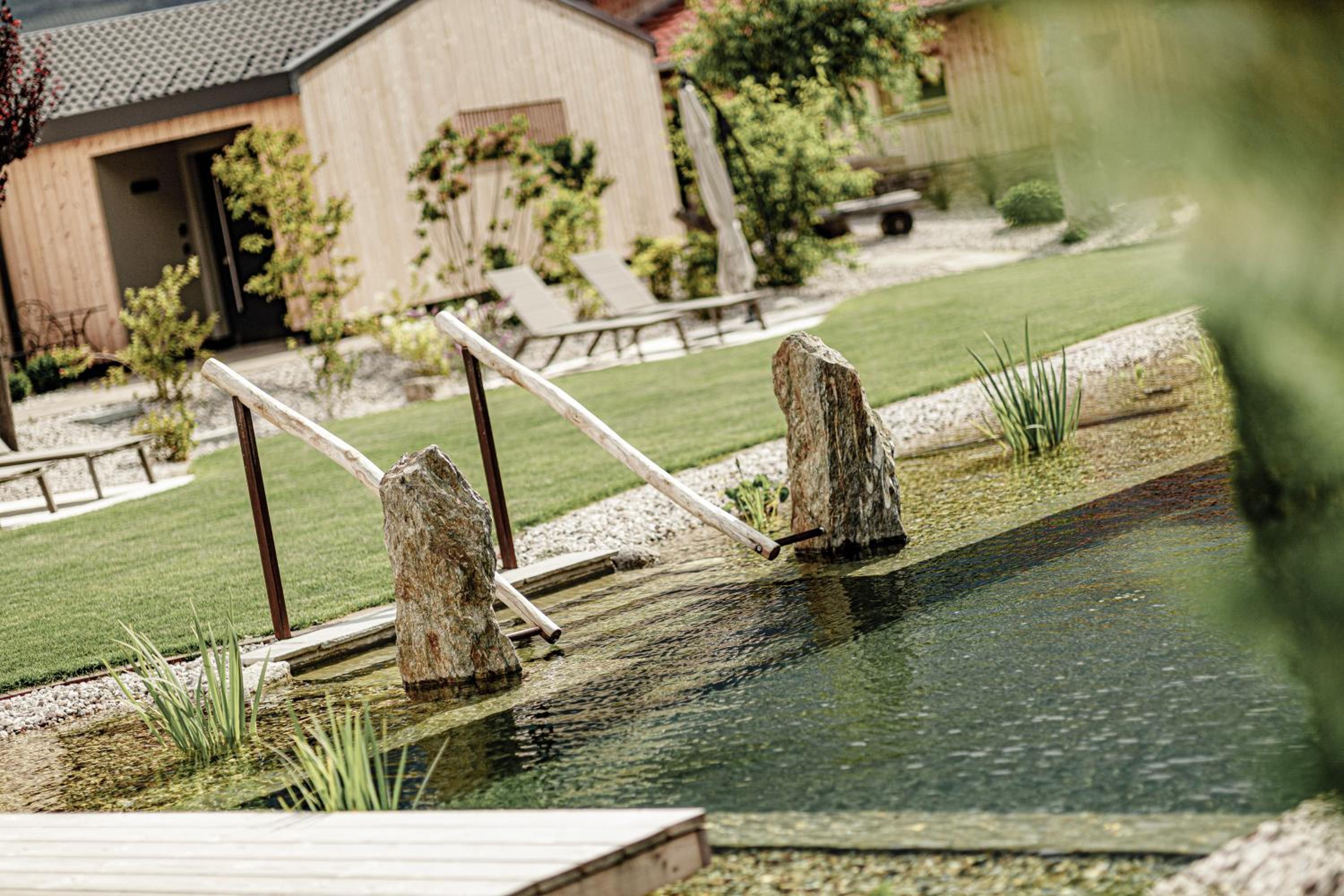 Amolaris Garden Lodges & Guesthouse
