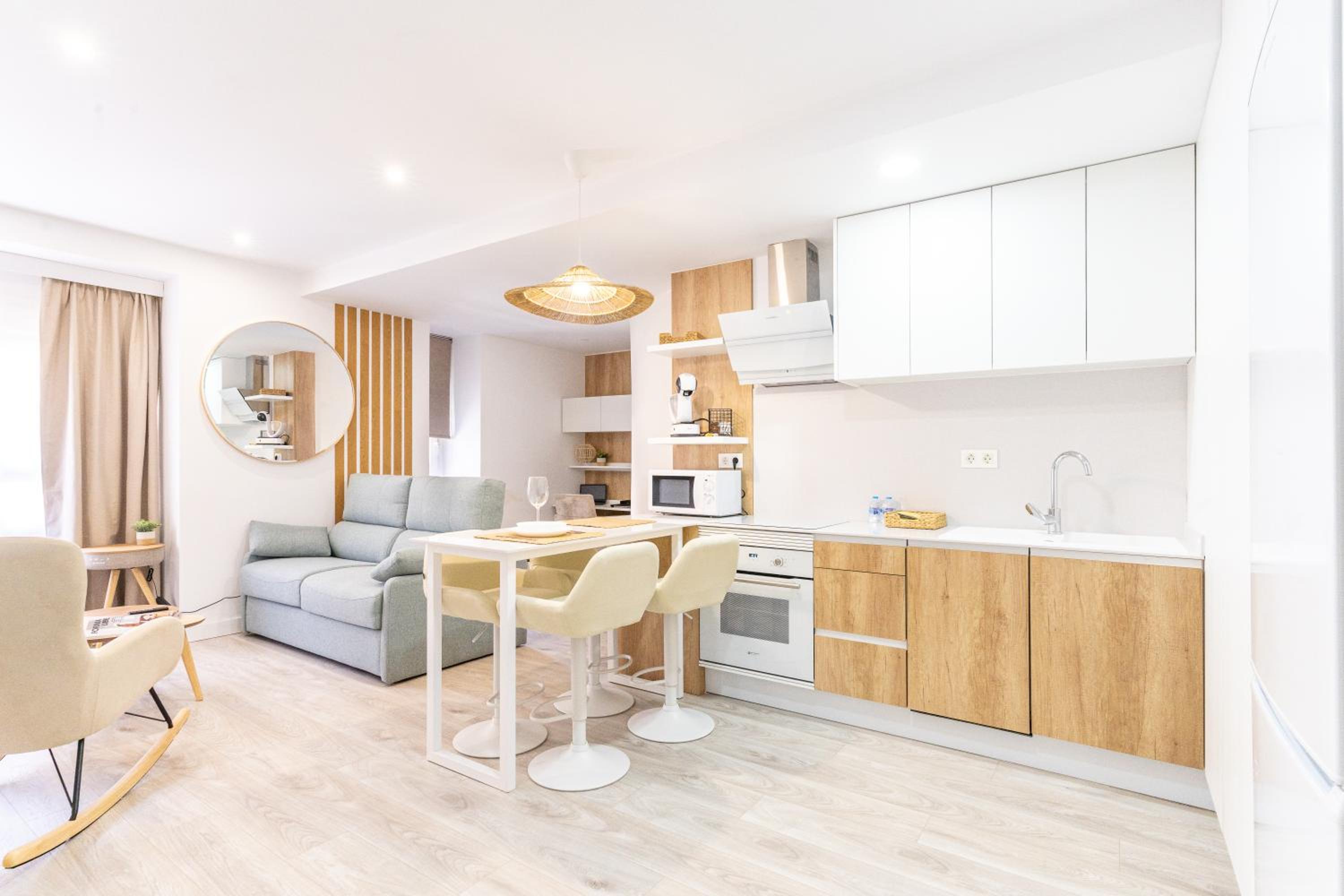 Apartaments Paseo Marítimo by Expoholidays