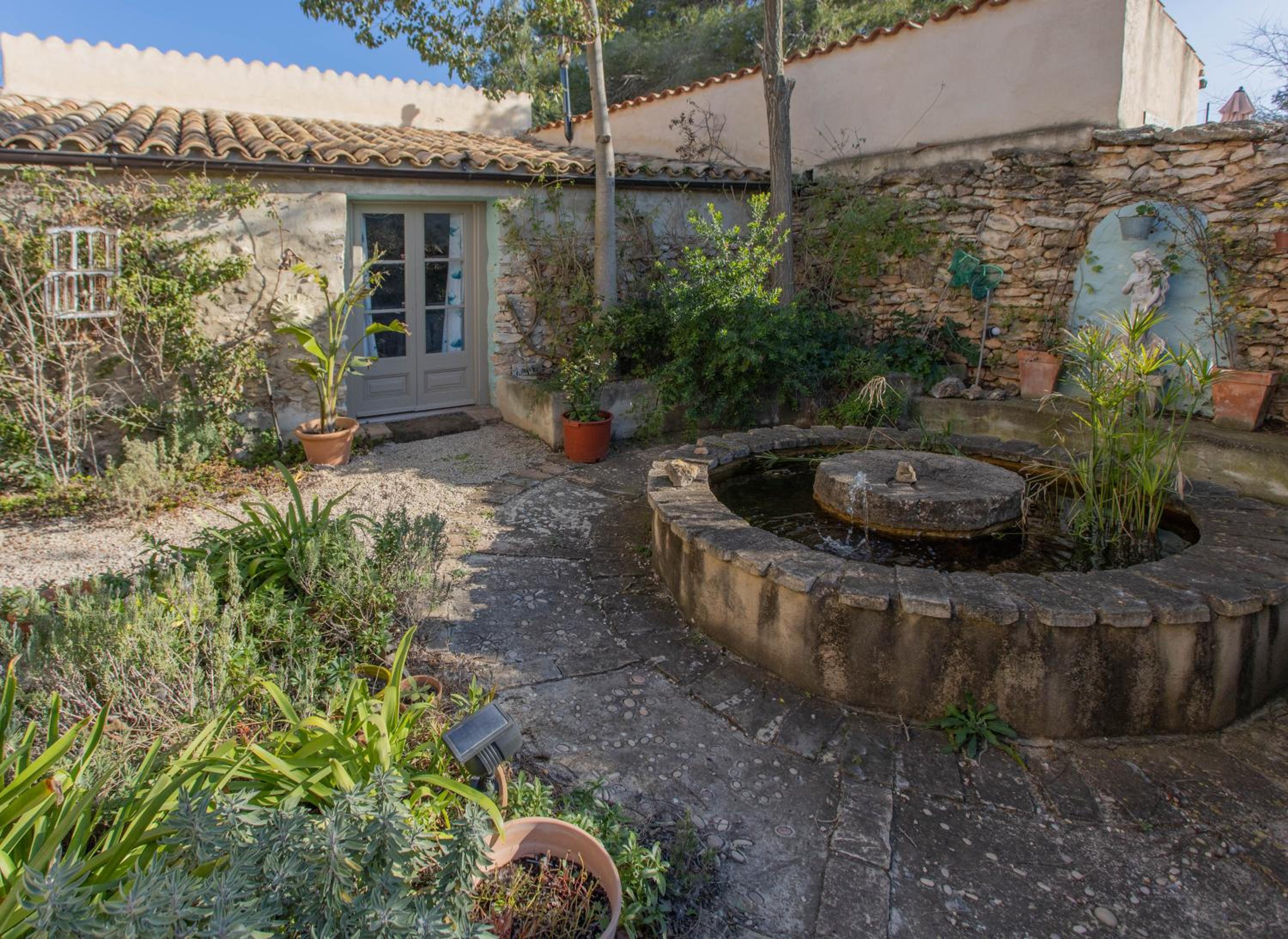 Wonderful comfortable finca in the Burga valley