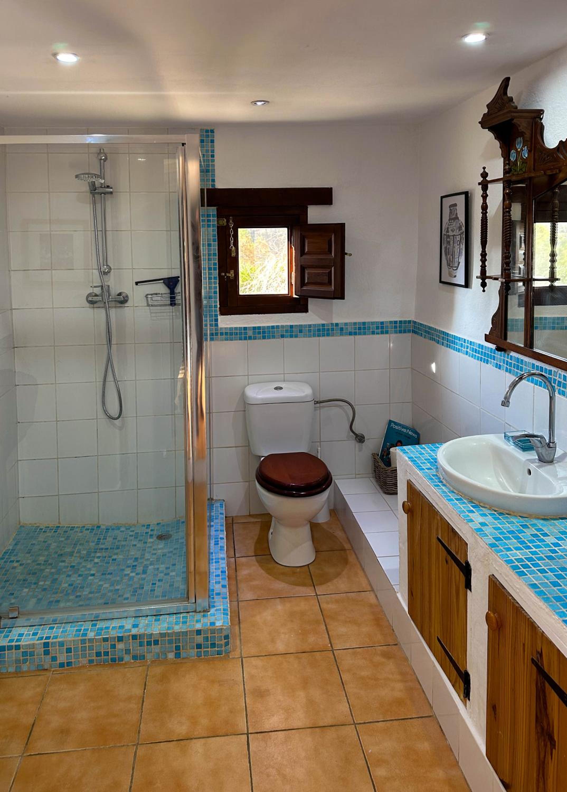 Wonderful comfortable finca in the Burga valley