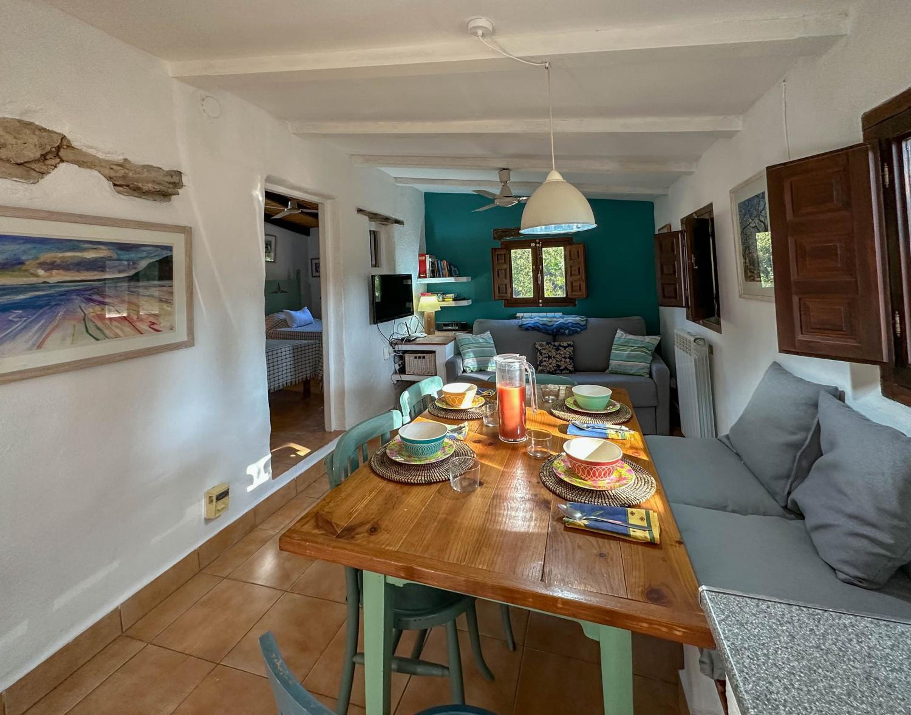 Wonderful comfortable finca in the Burga valley