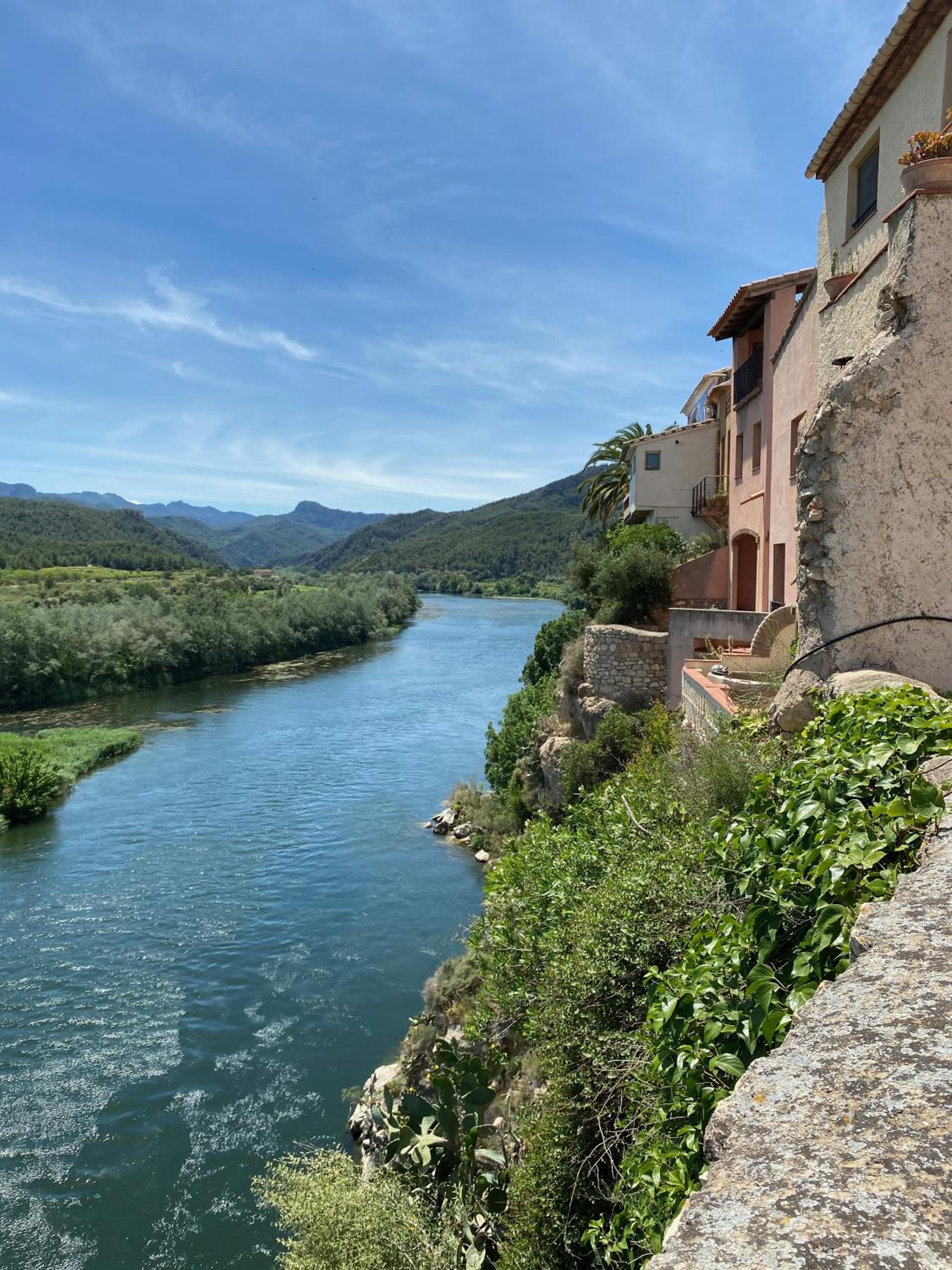 Wonderful comfortable finca in the Burga valley