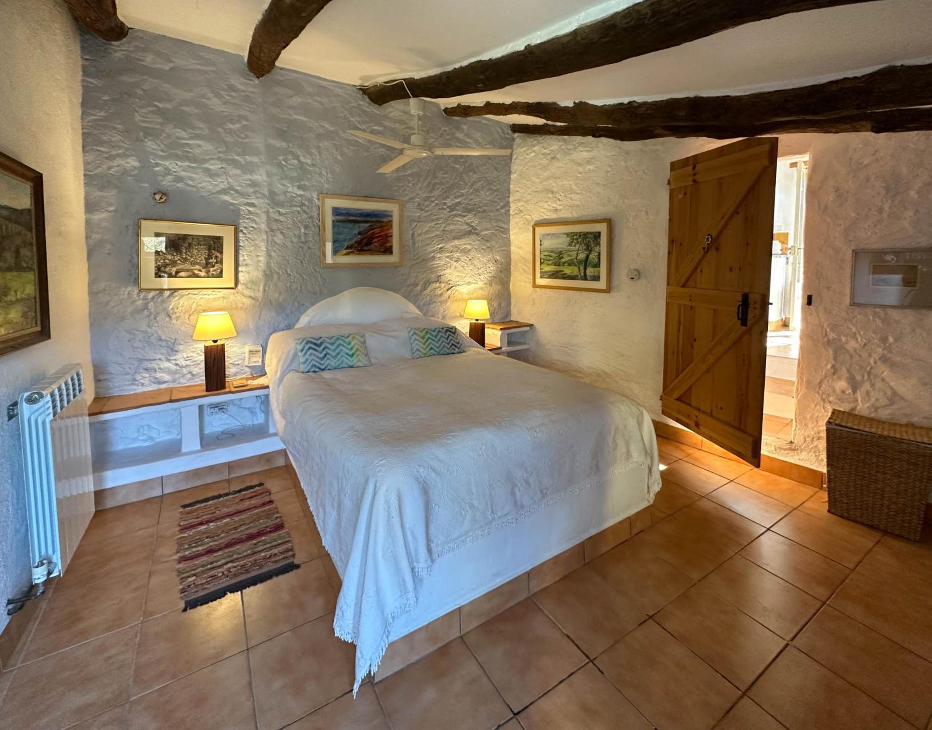 Wonderful comfortable finca in the Burga valley