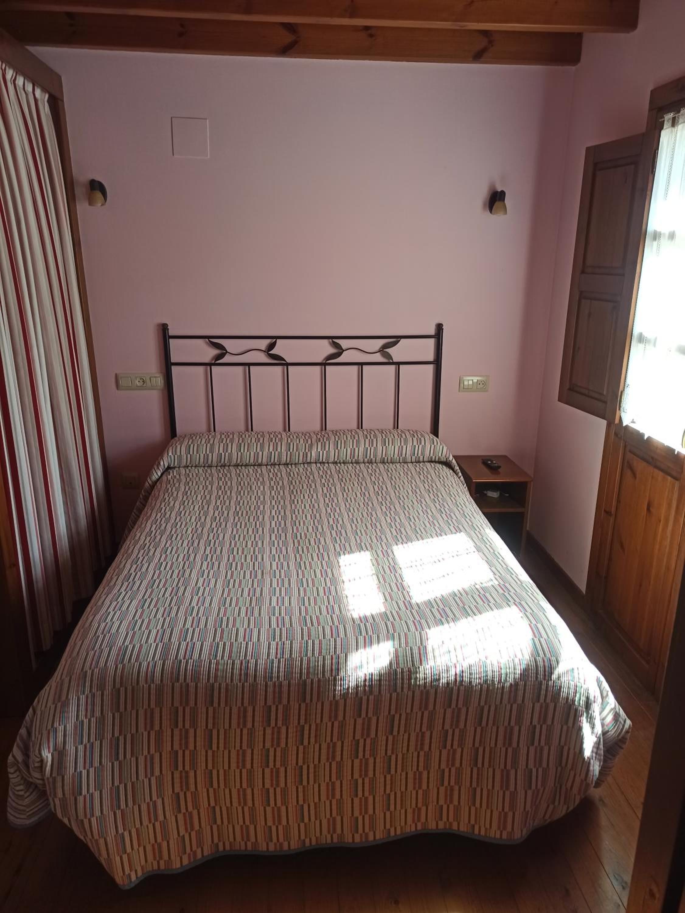 CASA ALDEA LOS CASTAÑOS