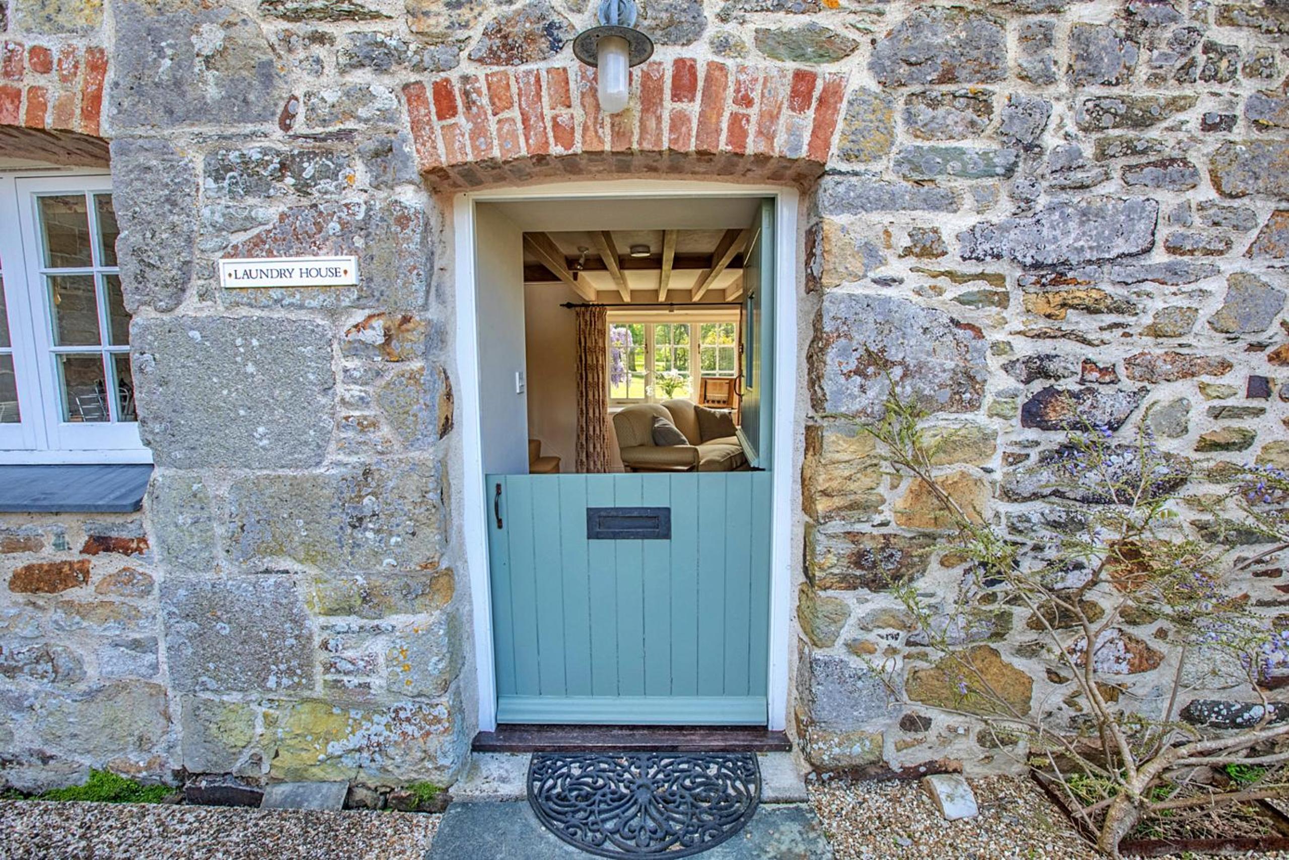 Finest Retreats - The Laundry Cottage view 4