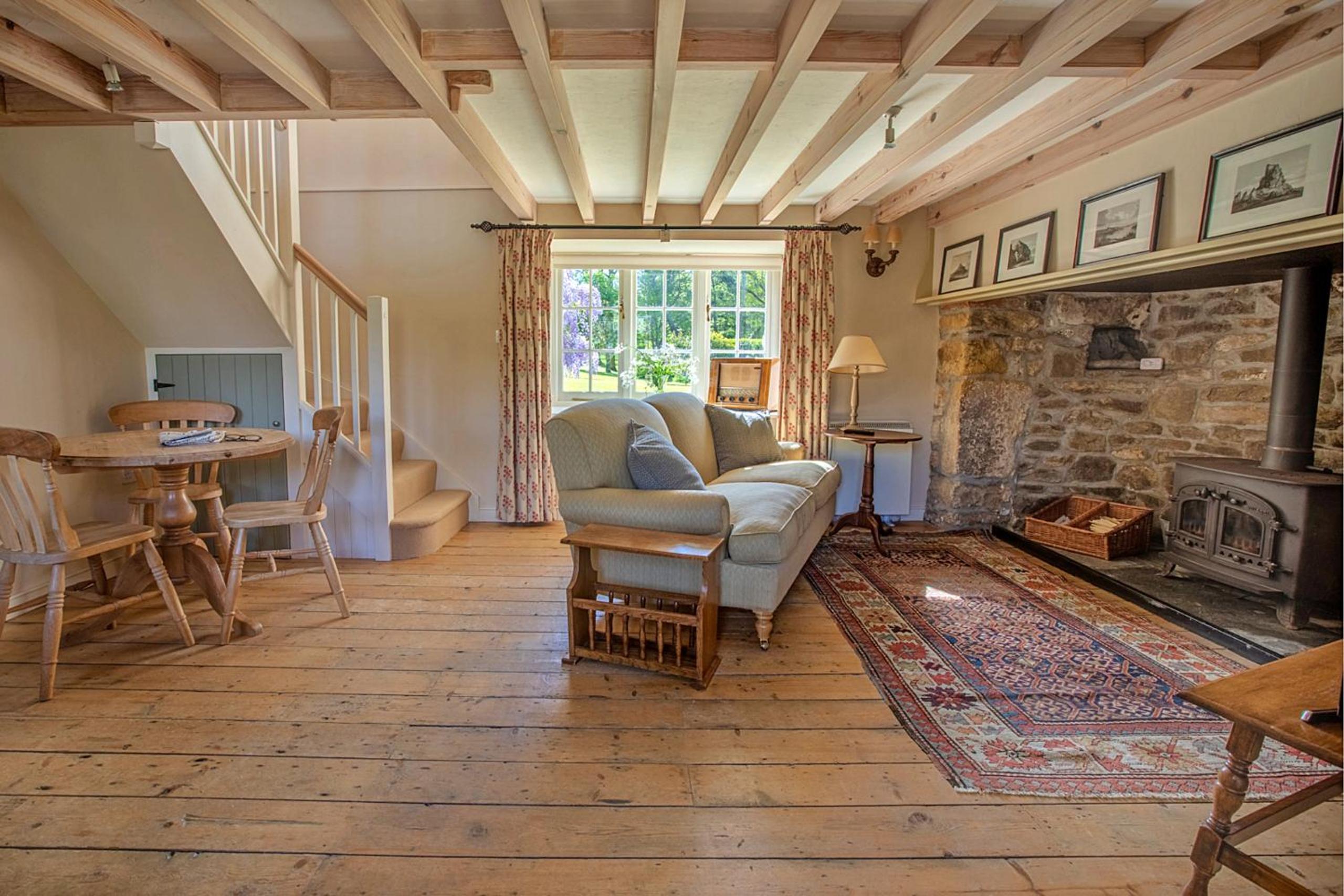 Finest Retreats - The Laundry Cottage view 2