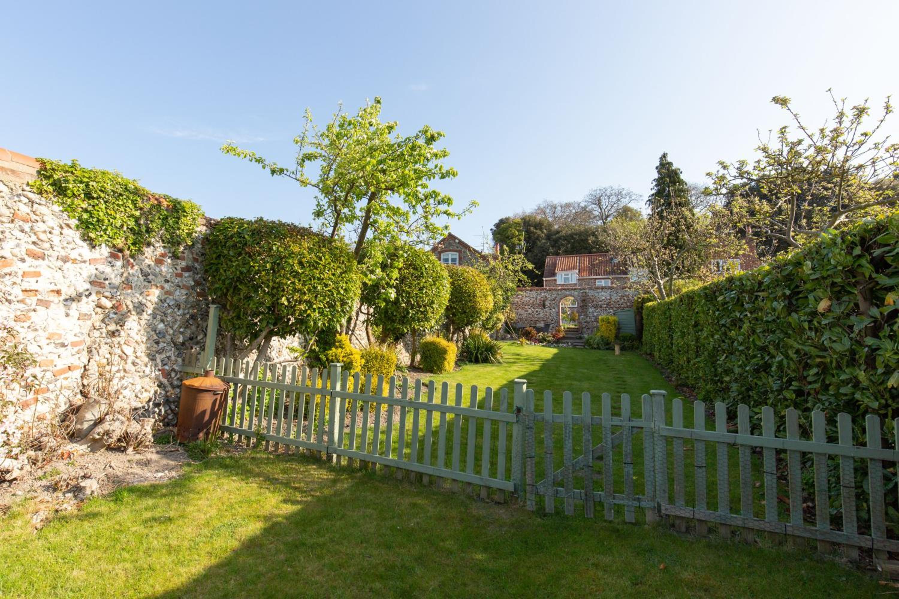Flint Cottage