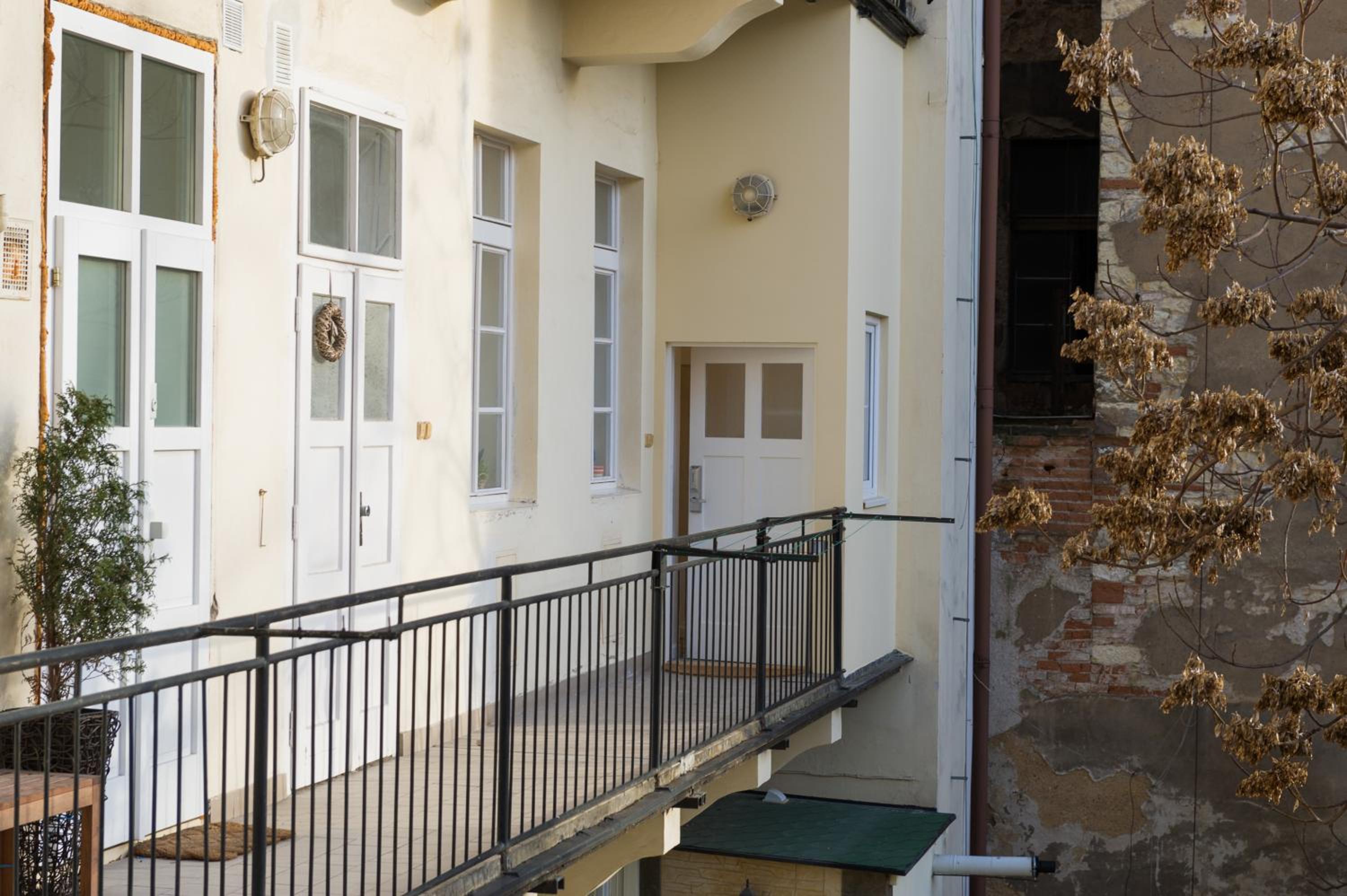 The Spot Apartment