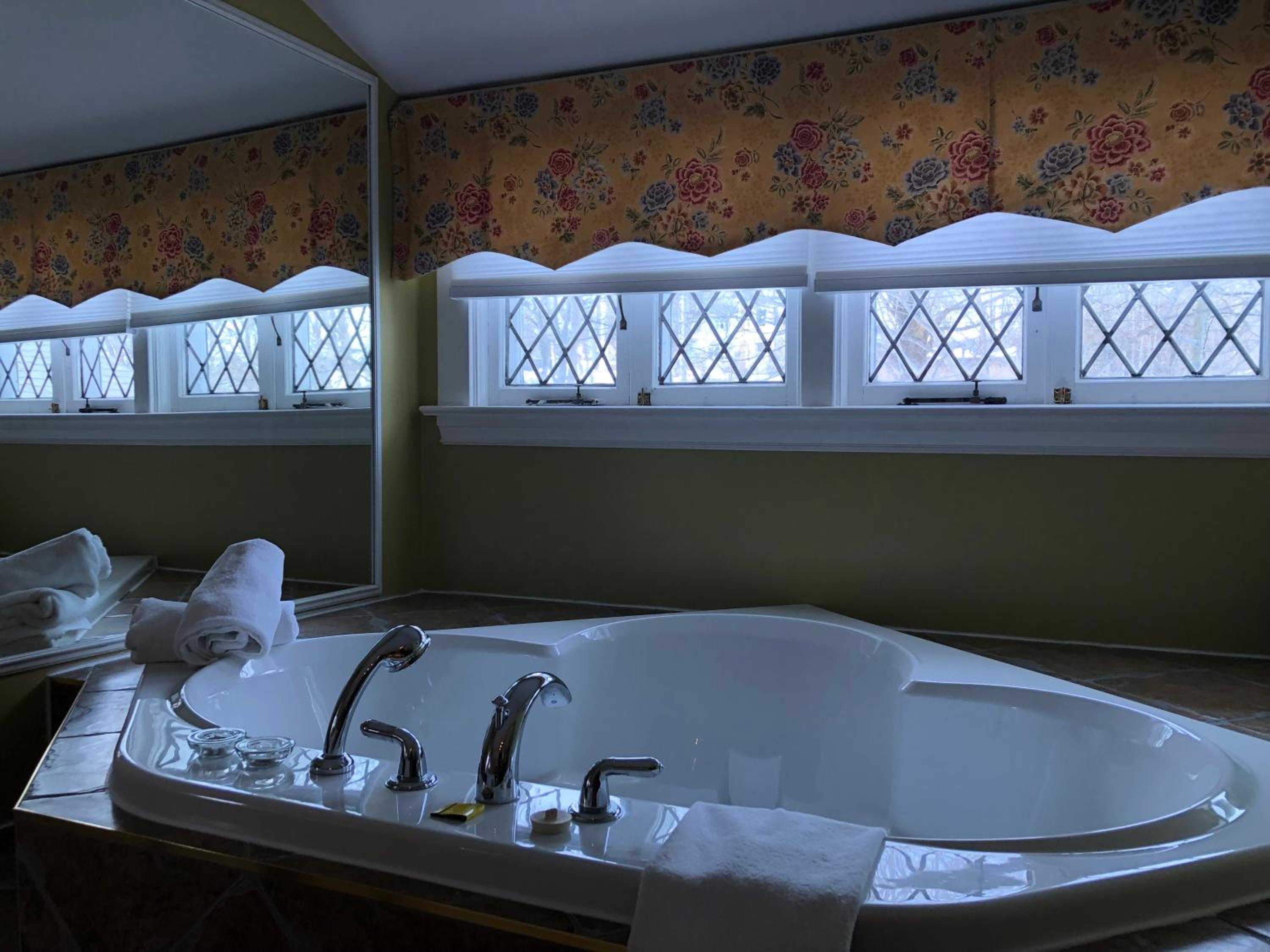 Leaside Manor, photo 102
