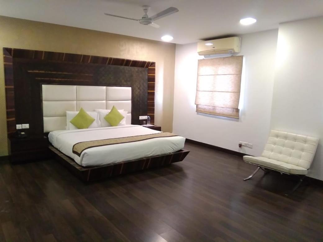 Crest Executive Suites, Whitefield