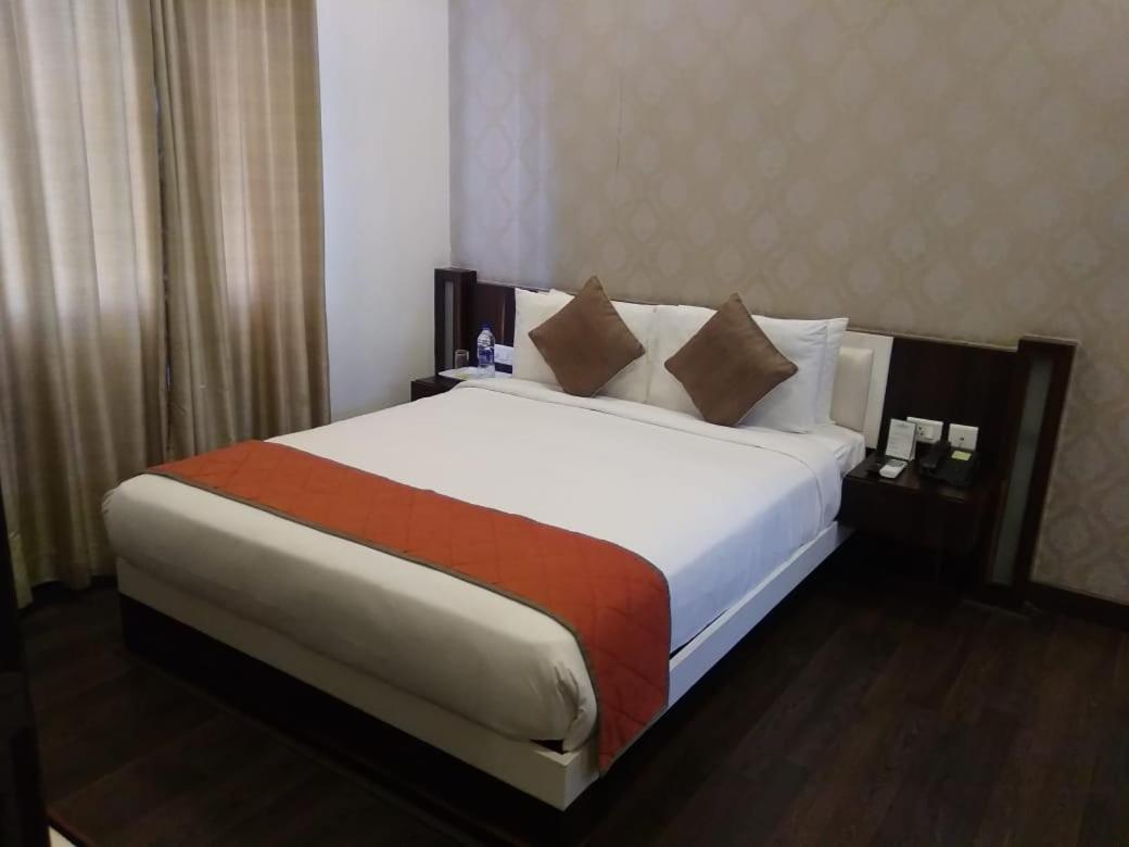 Crest Executive Suites, Whitefield