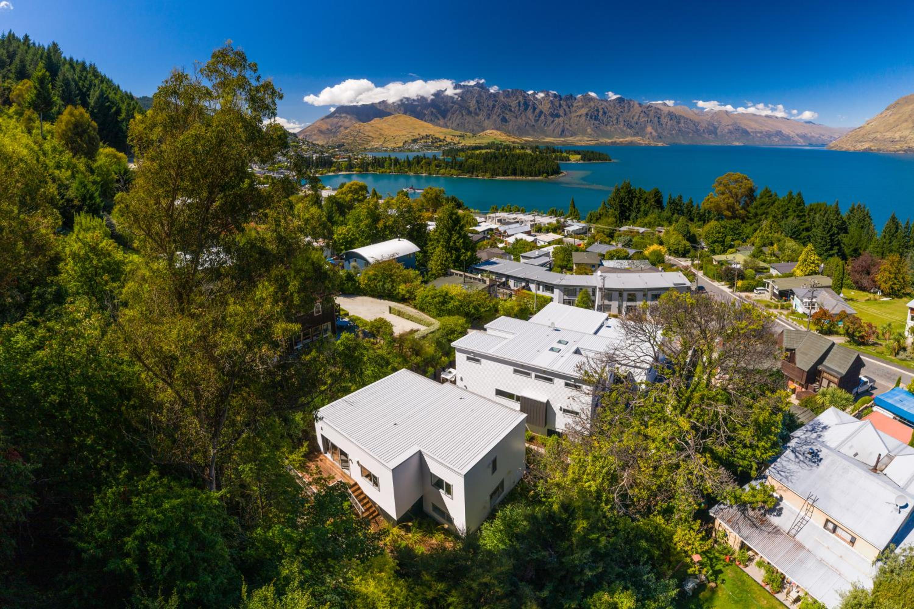 Leisurely on Lomond - Queenstown Holiday Home