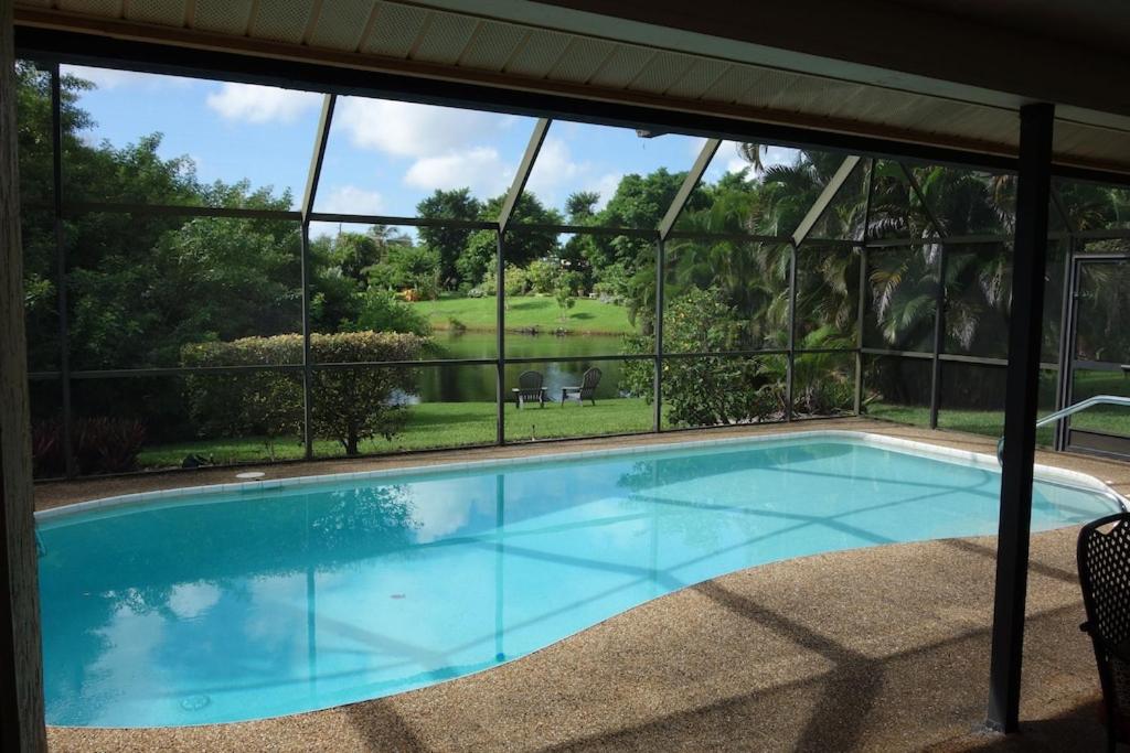 Pool home with a new sparkling pool, close to beach, lovely lake view view 2