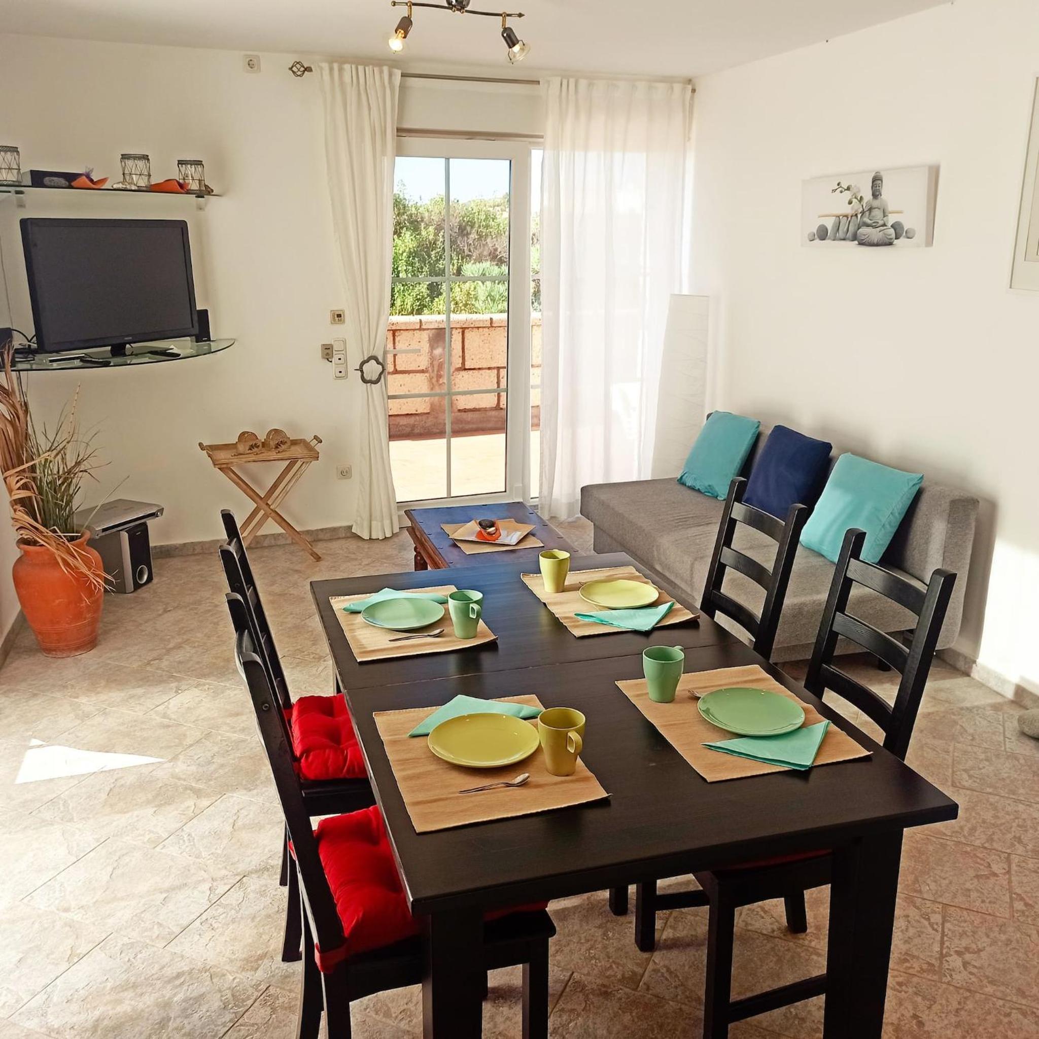 Finca Aurora quiet holiday flat with pool and great mountain and sea views view 5