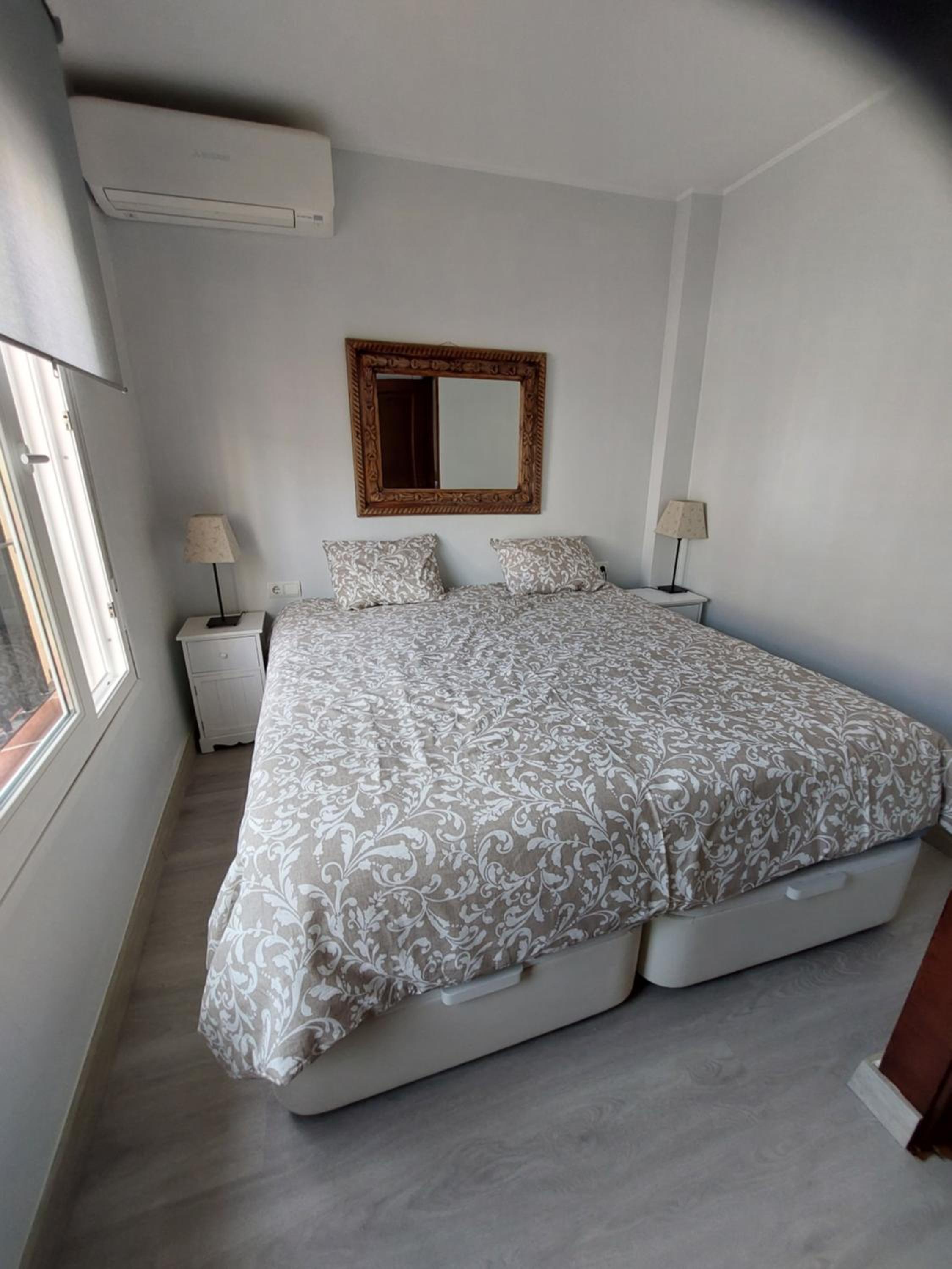 Cozy penthouse with excellent location photo 5