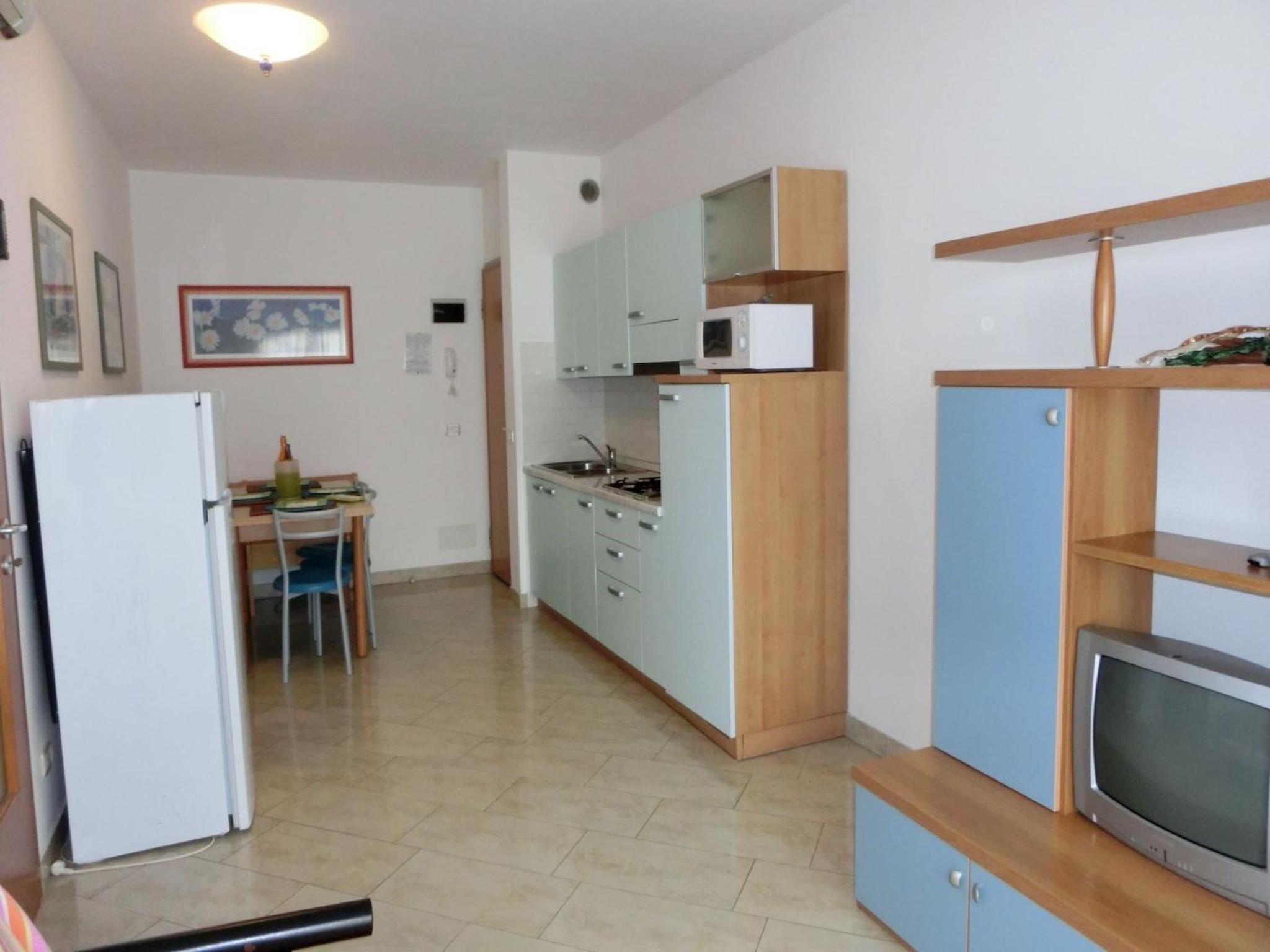 Cozy apartment 200mt from the beach view 5