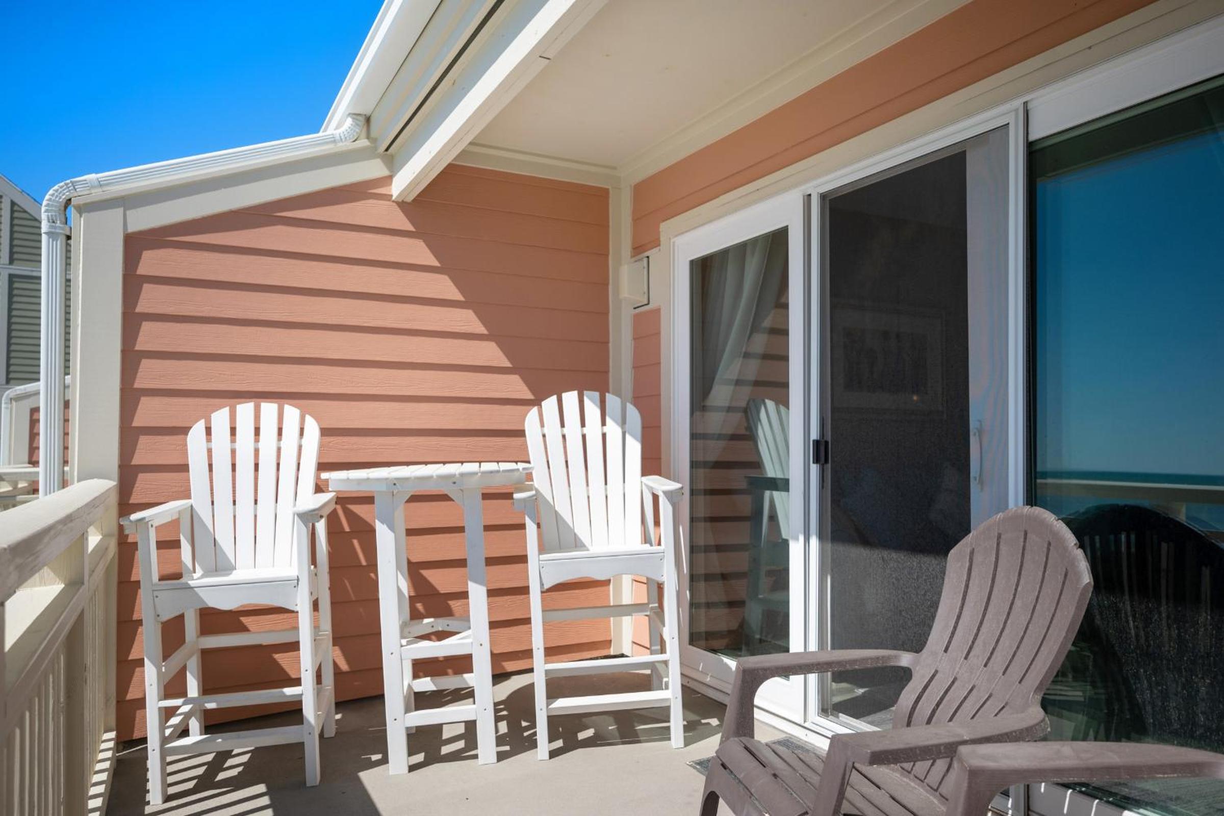 Swept Away by Oak Island Accommodations