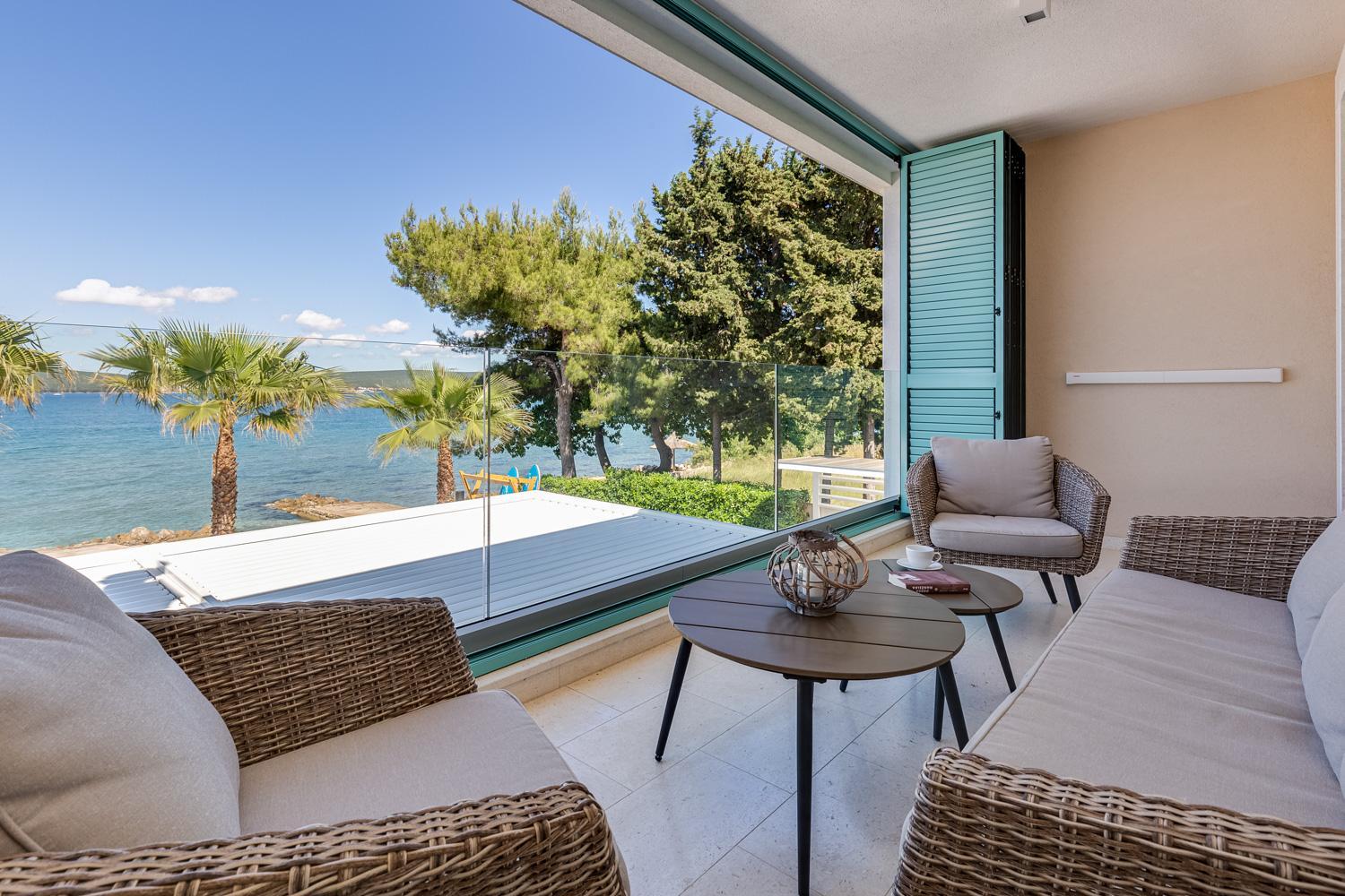 DUE VILLAS Apartments - beautiful beach apartments view 2