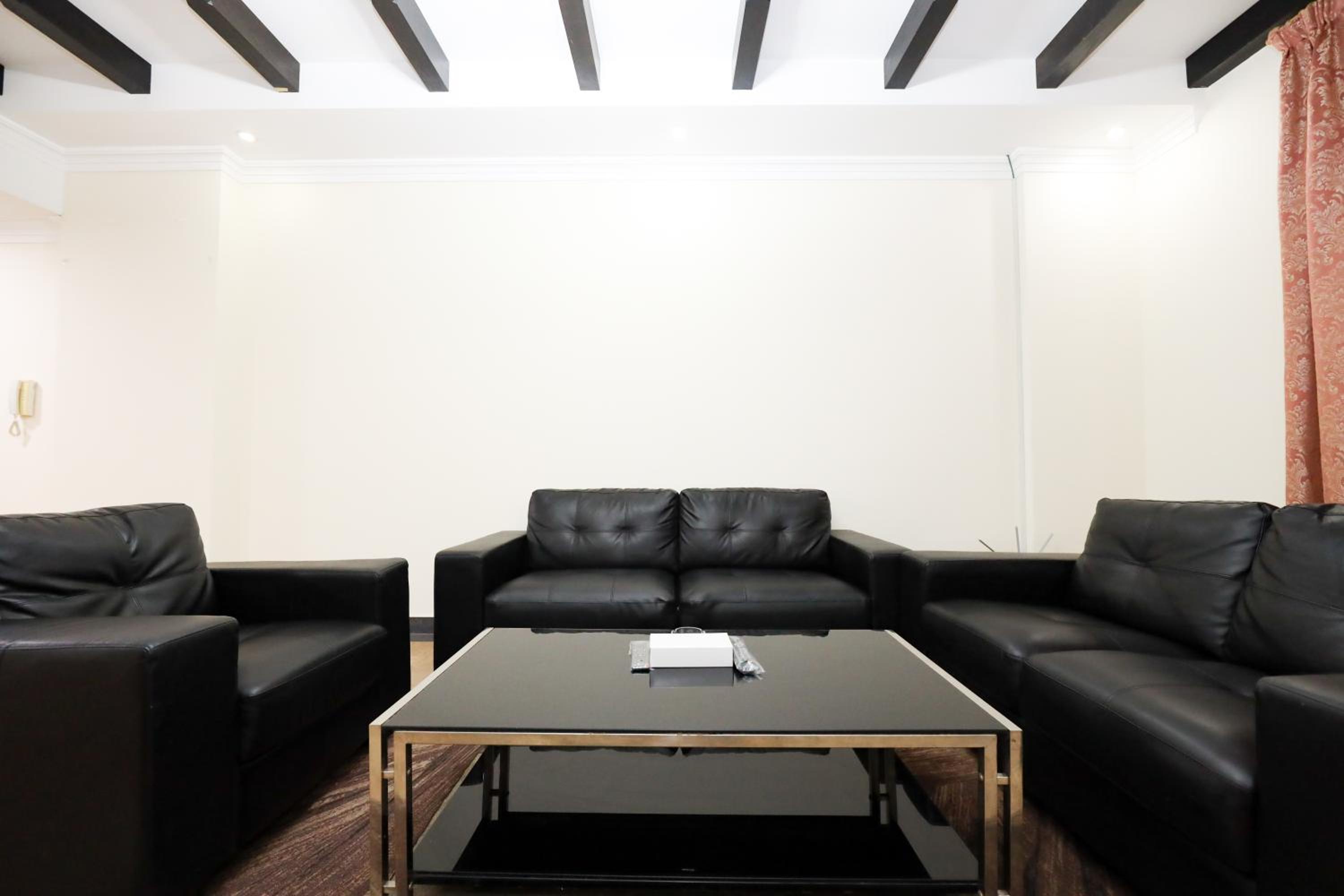 Pearl Bahrain Suites