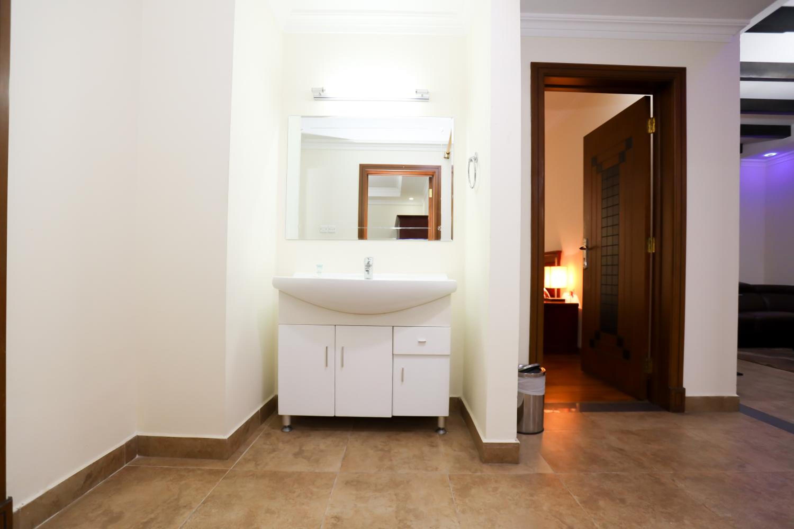 Pearl Bahrain Suites