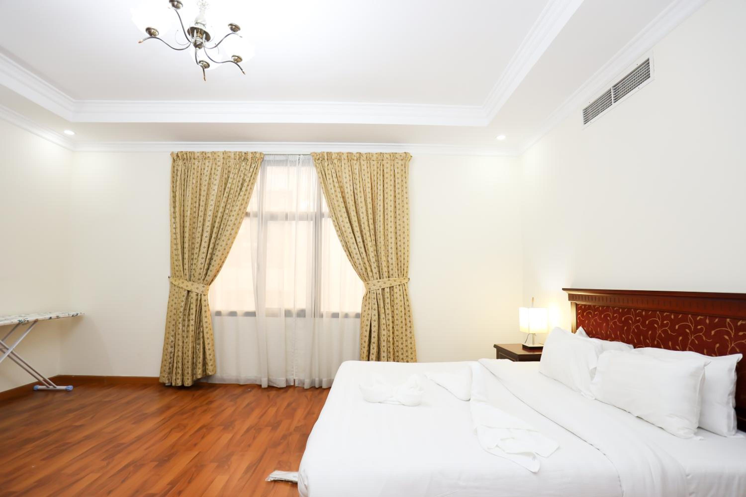 Pearl Bahrain Suites