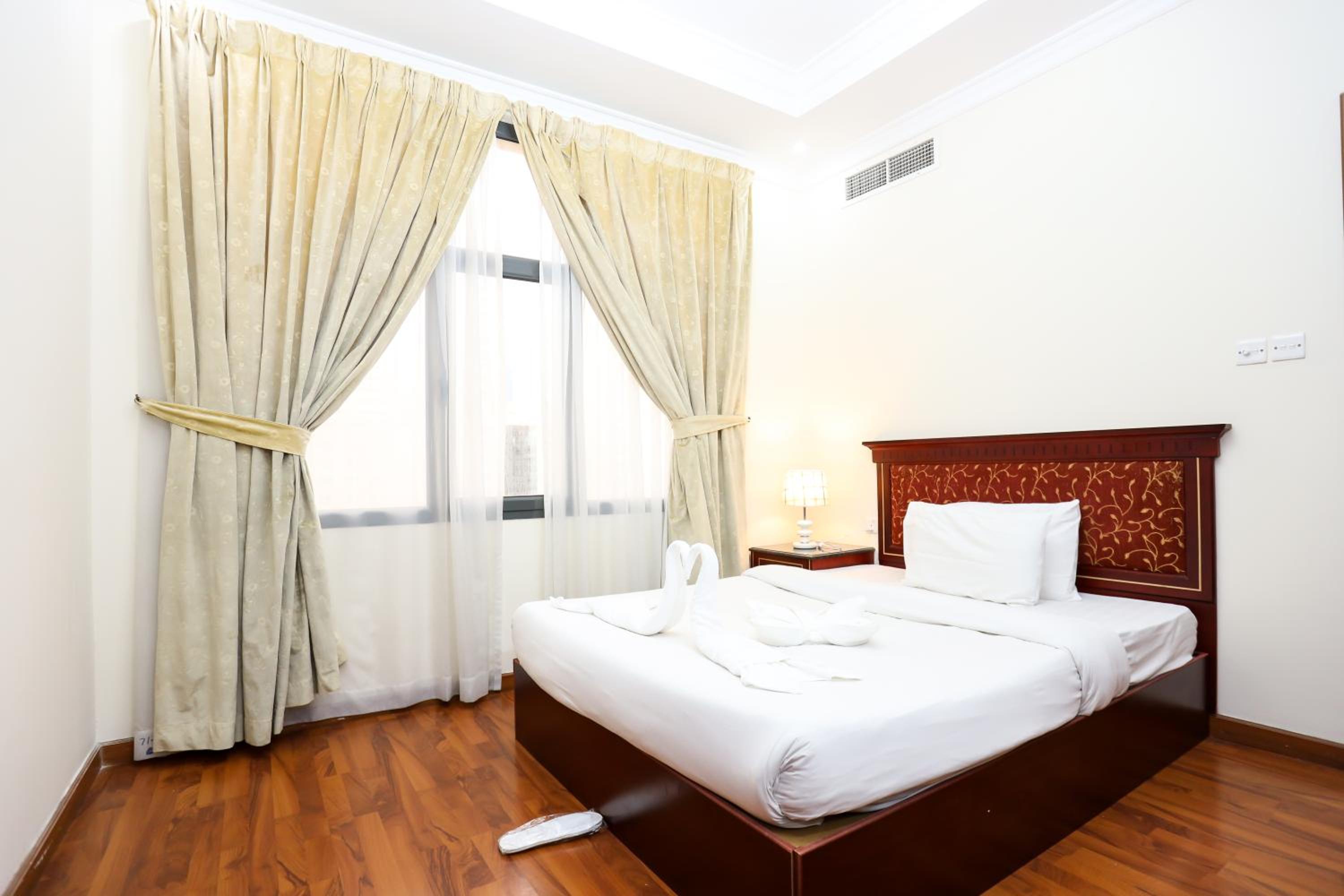 Pearl Bahrain Suites