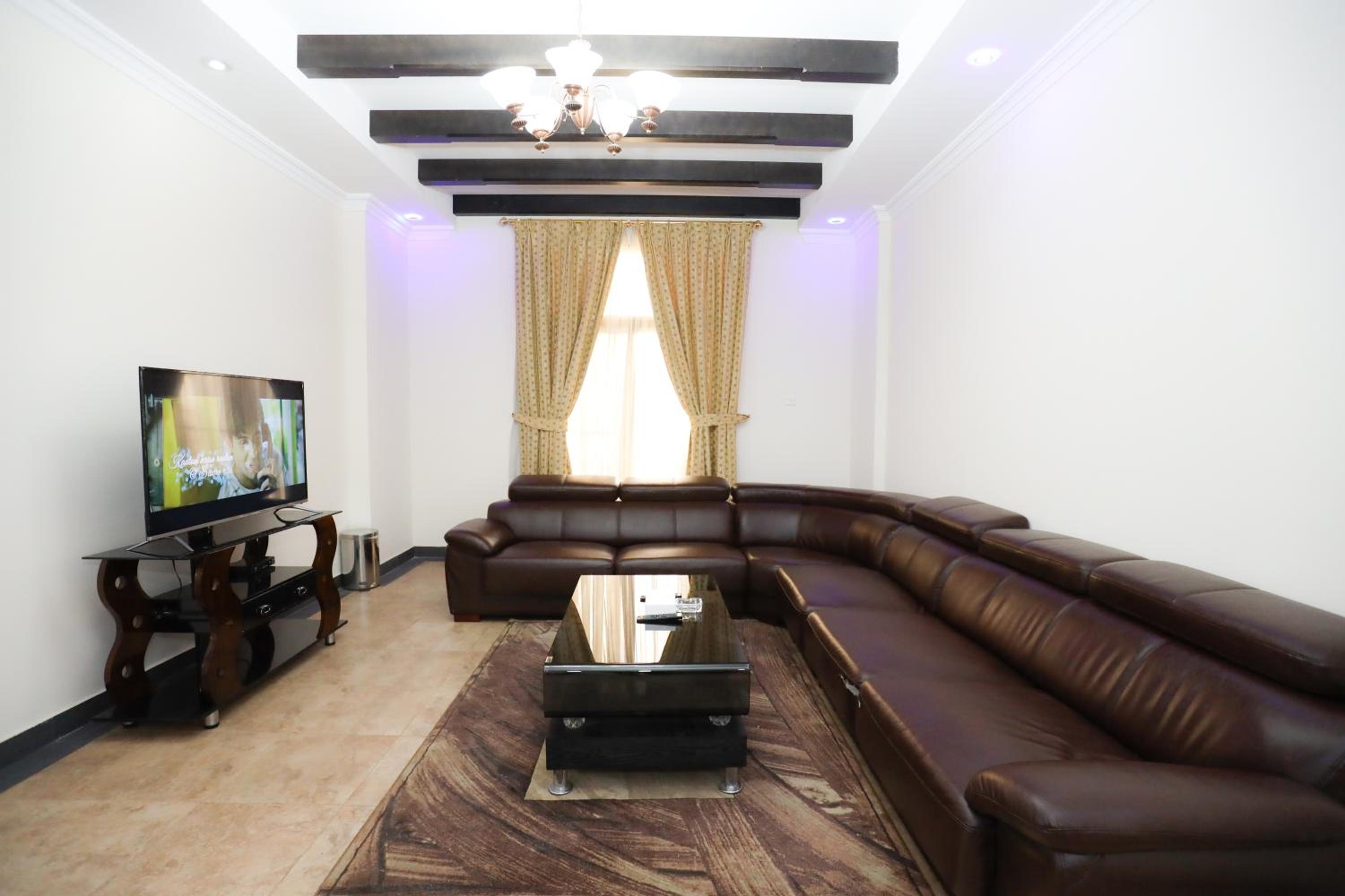 Pearl Bahrain Suites