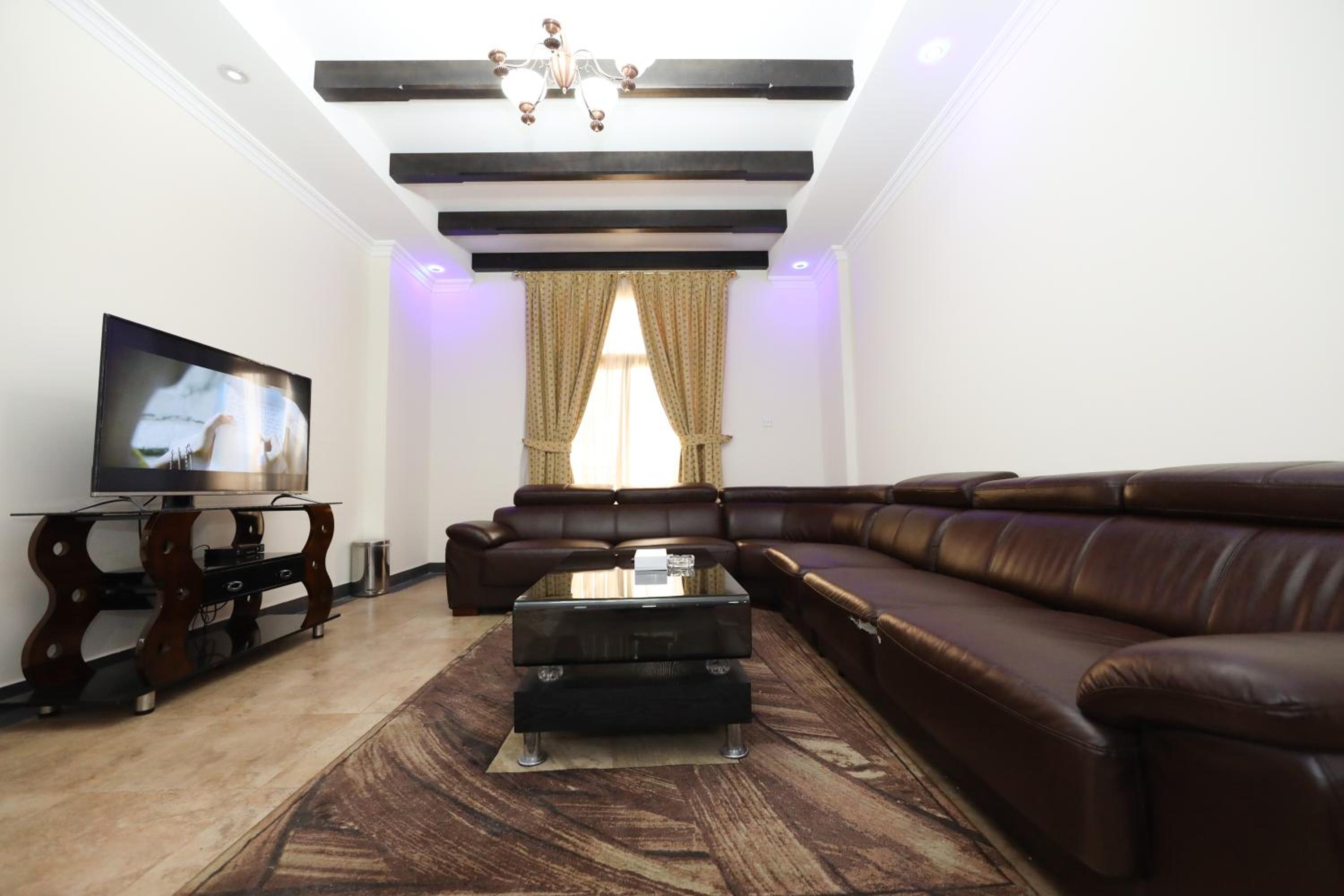 Pearl Bahrain Suites