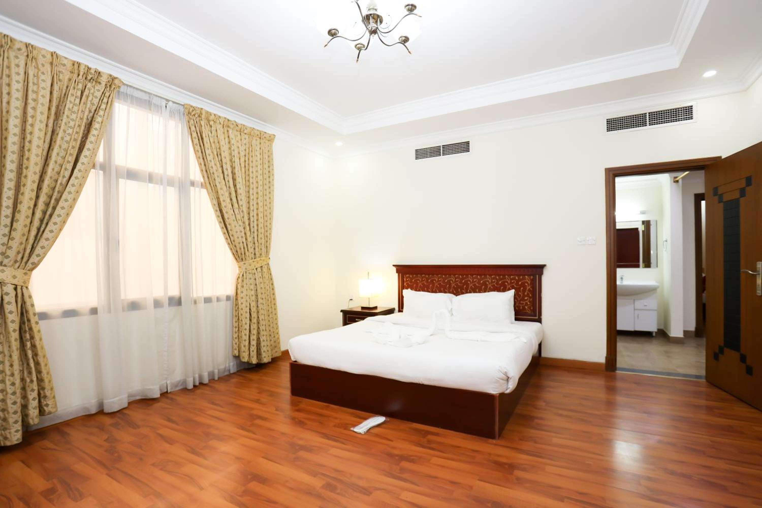 Pearl Bahrain Suites