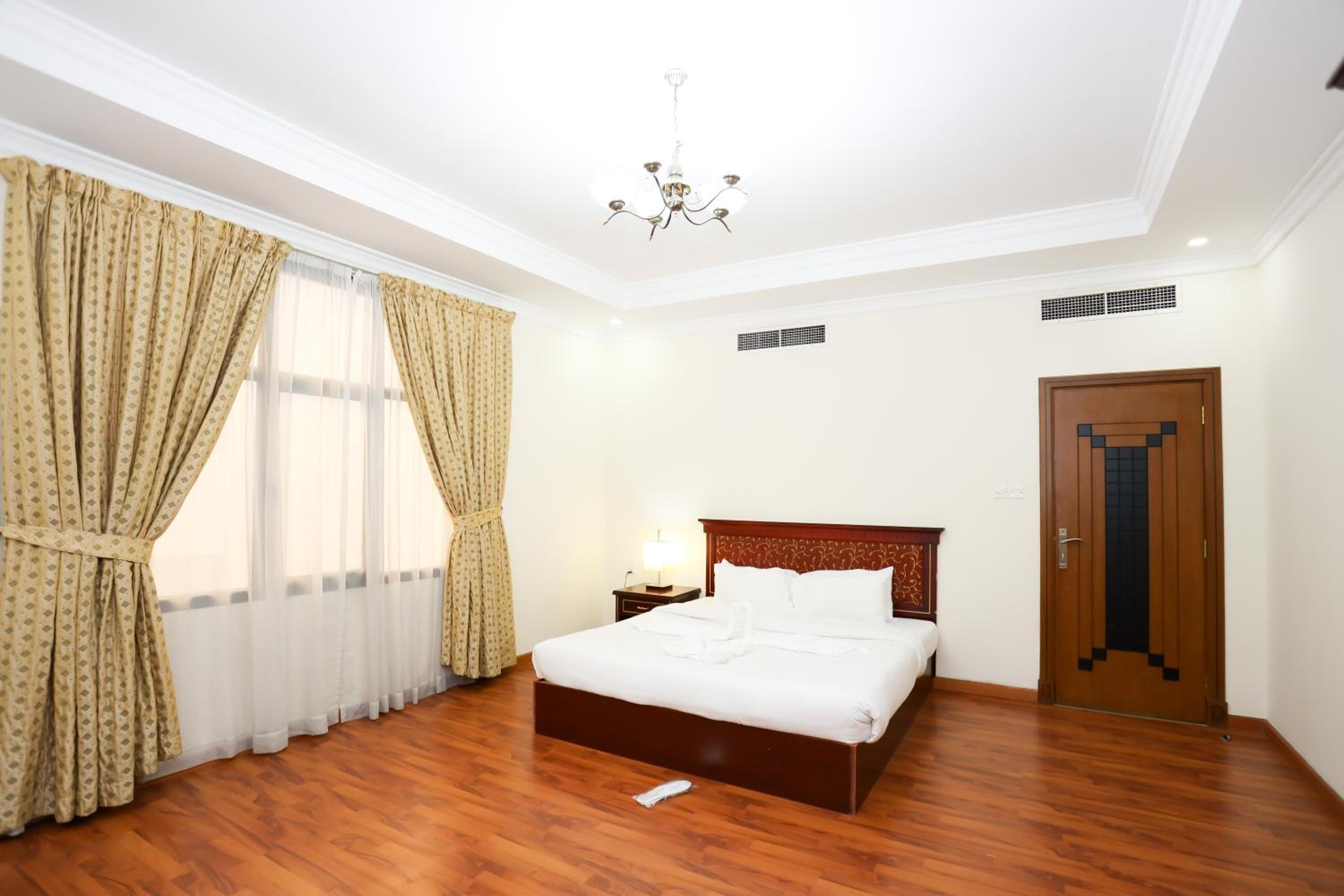 Pearl Bahrain Suites