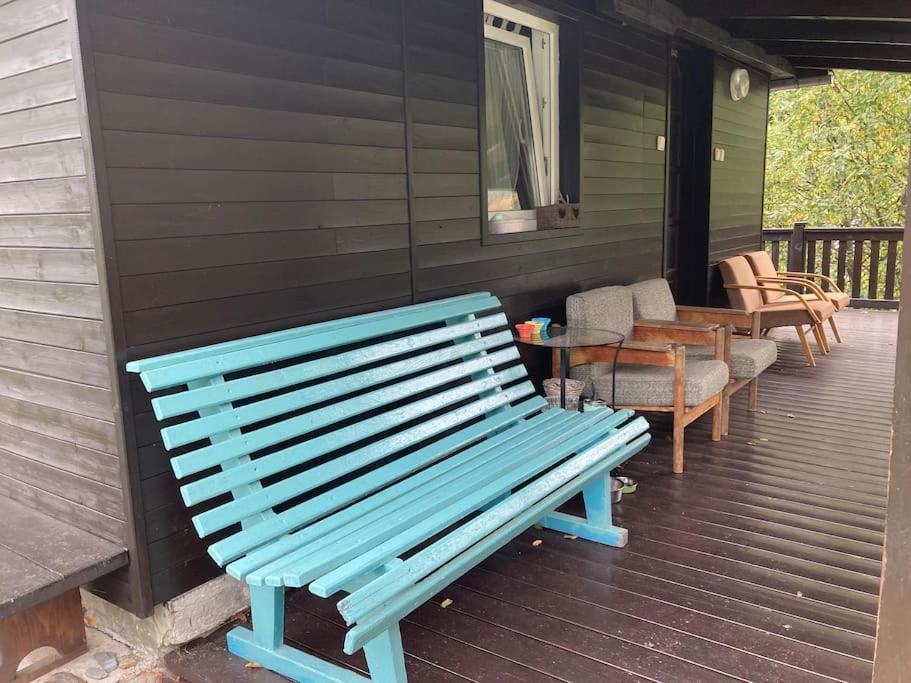 Cozy mountain cottage with terrace in Dolni Lomna